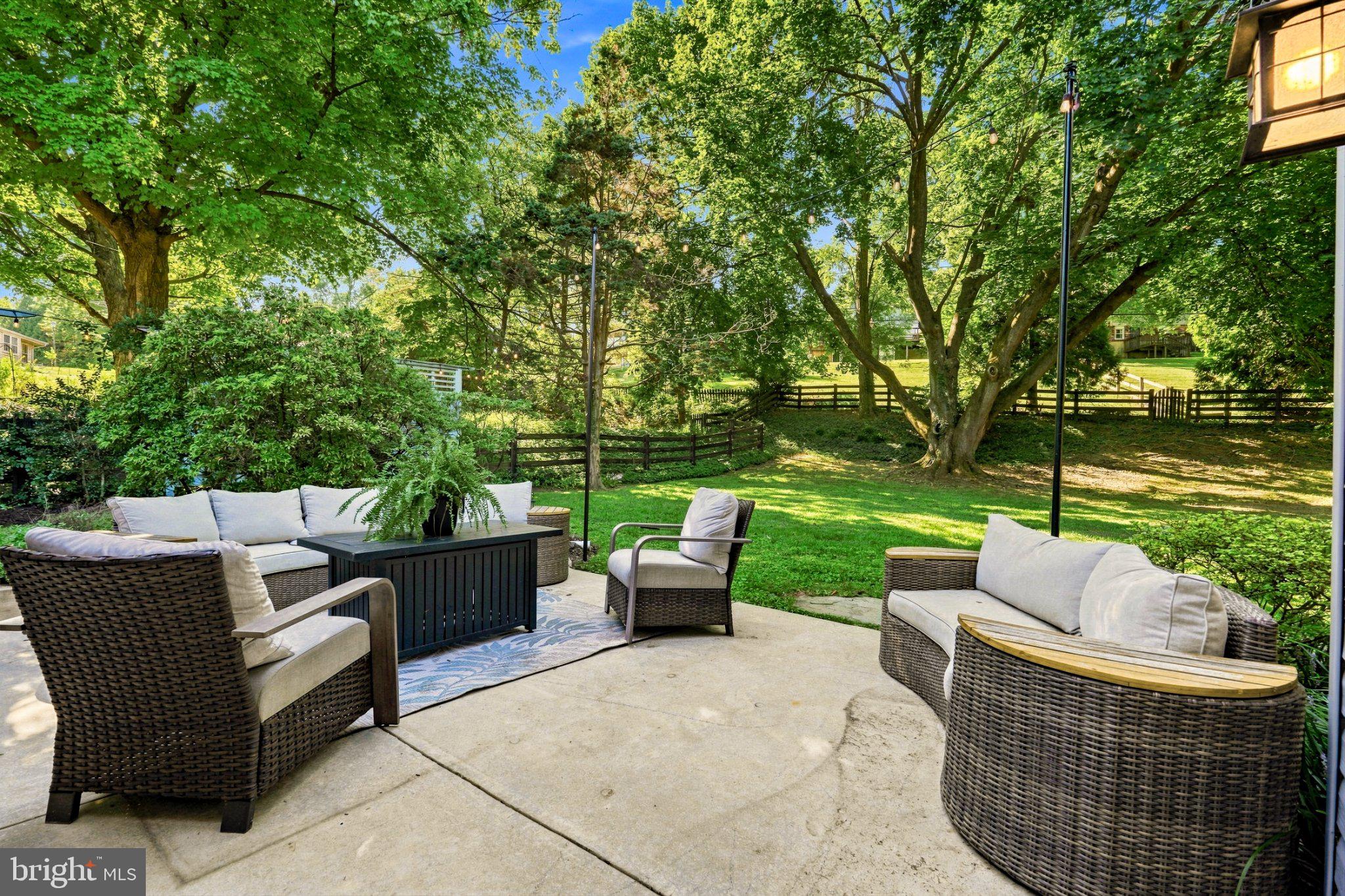 2306 WUTHERING ROAD