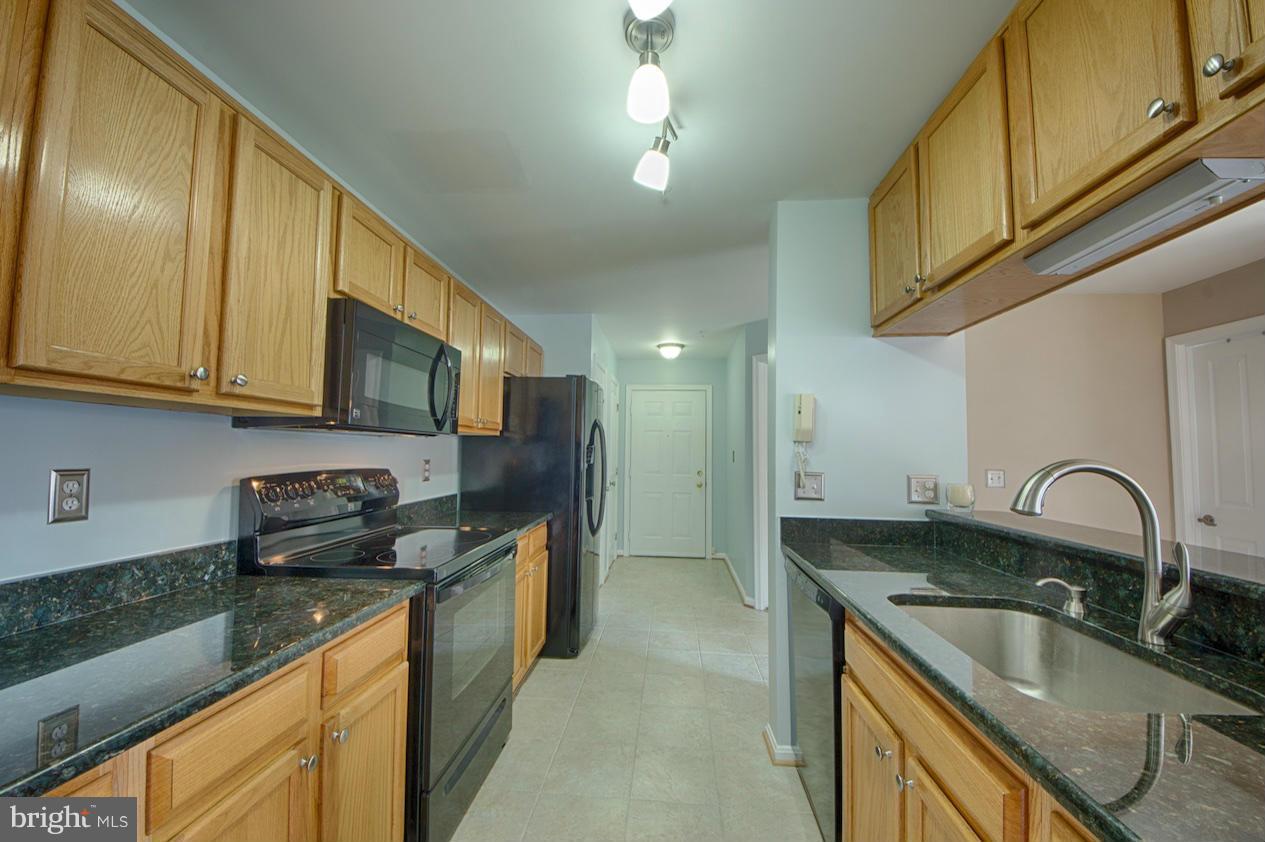 FAIRMONT - Residential