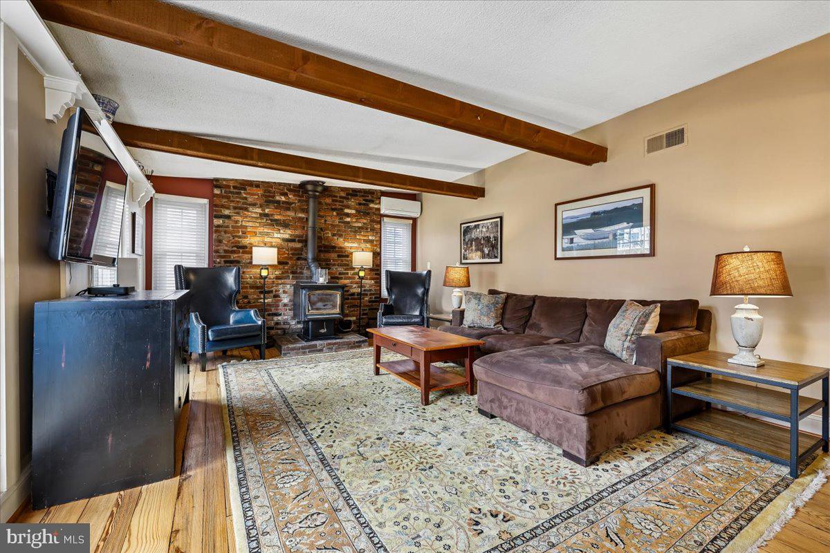 HOMEWOOD - Residential