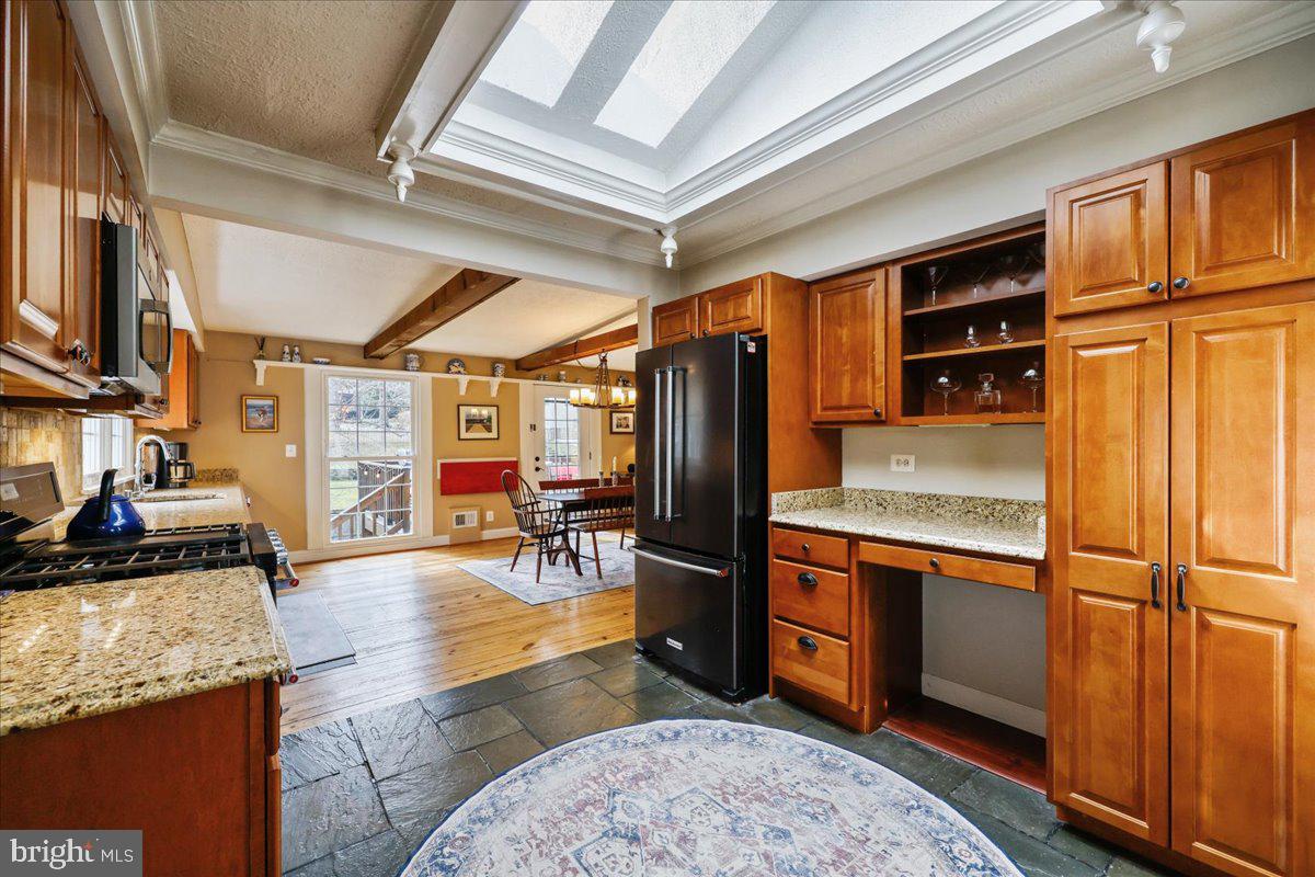 HOMEWOOD - Residential