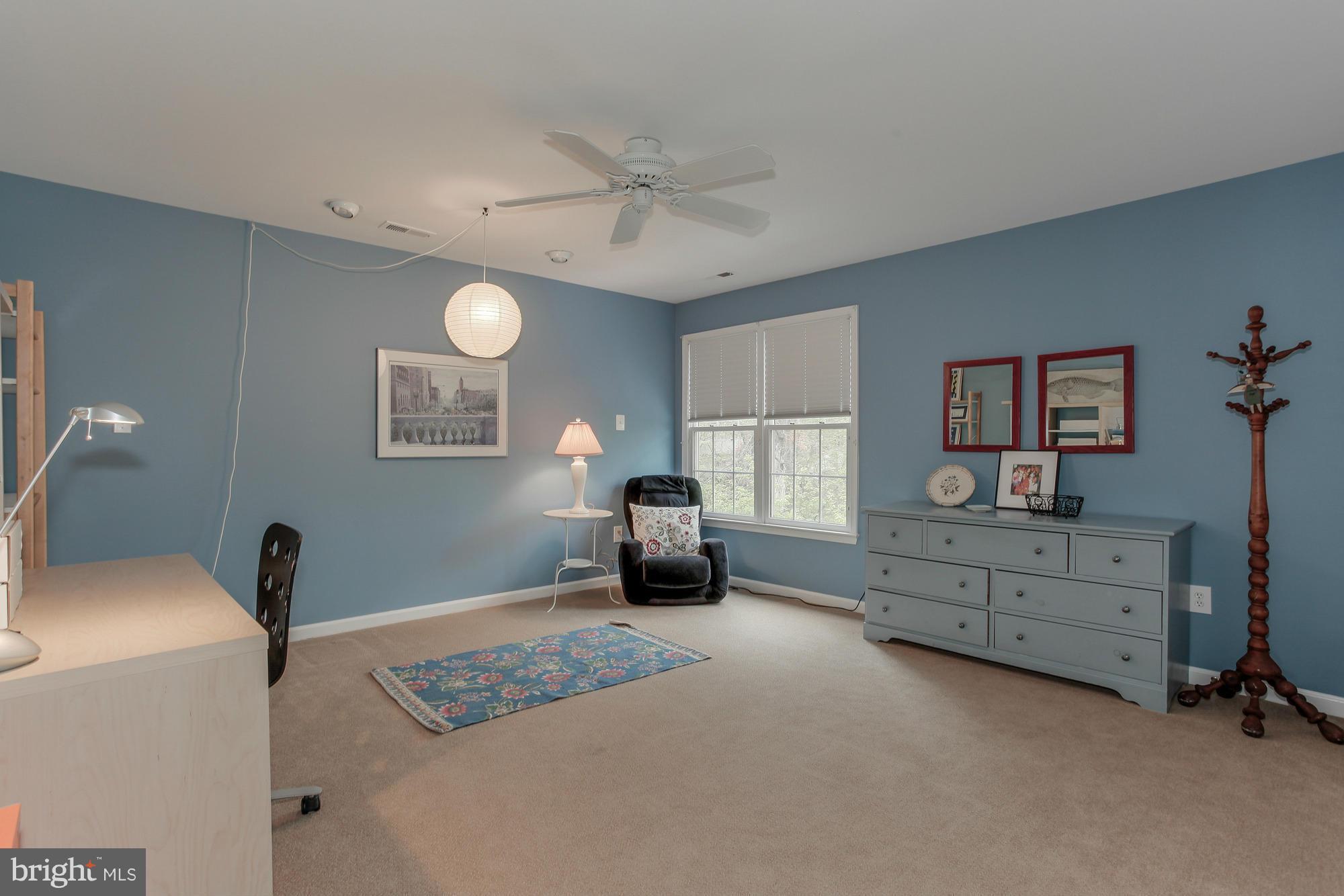 FALLS FARM - Residential