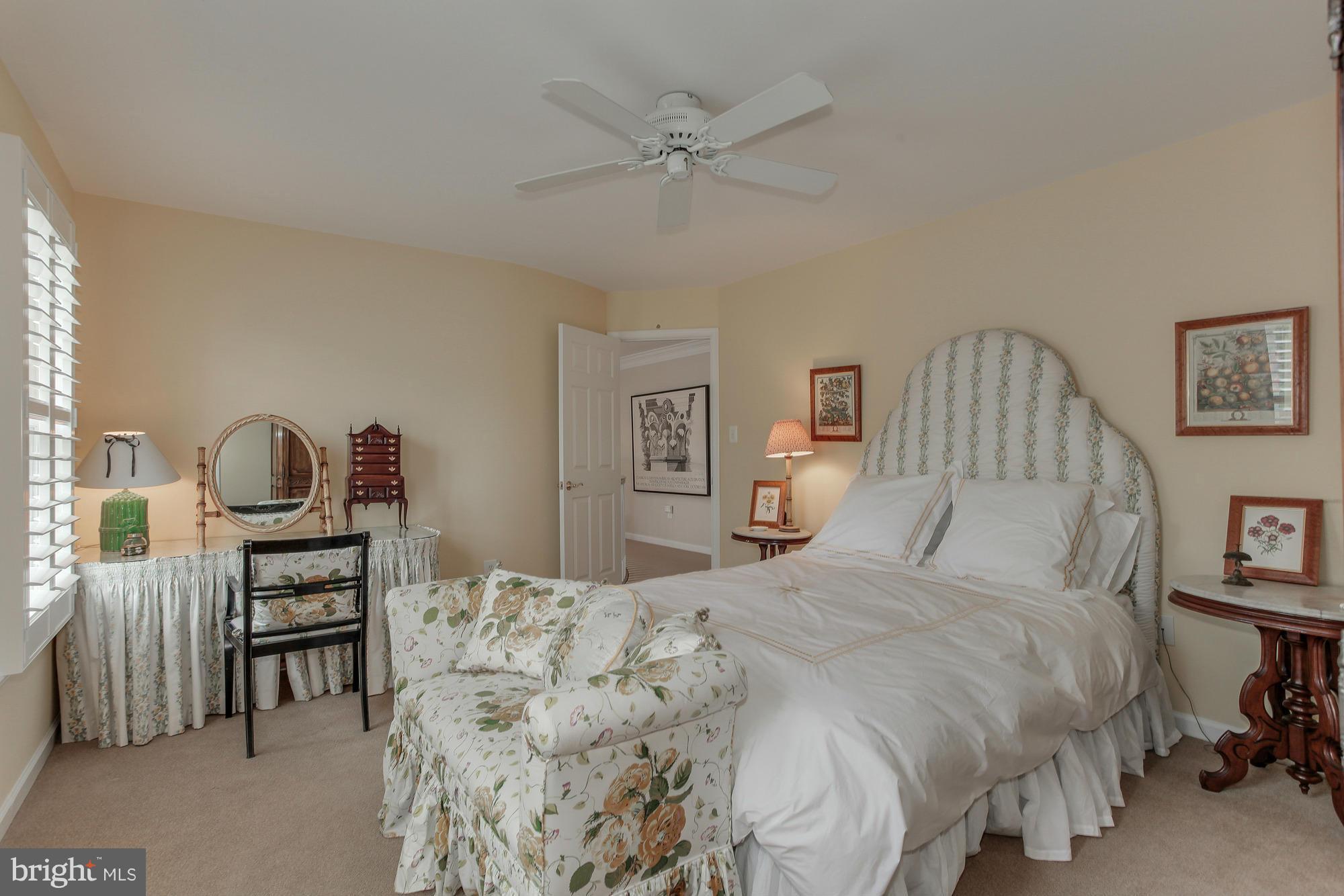 FALLS FARM - Residential