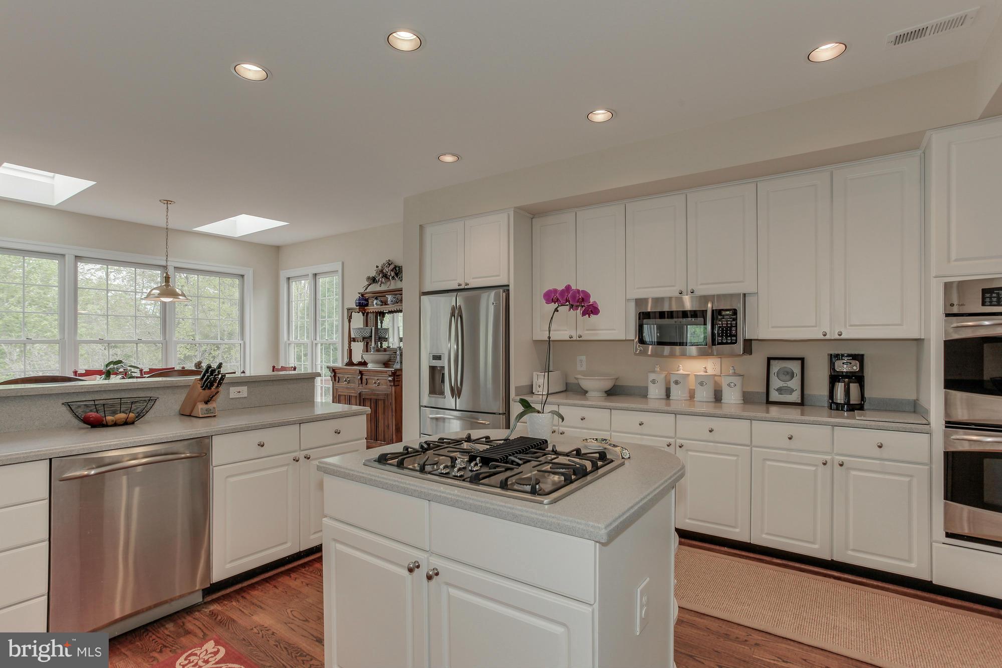 FALLS FARM - Residential