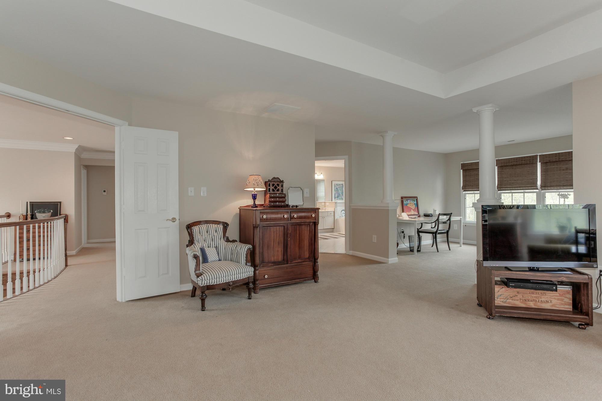 FALLS FARM - Residential