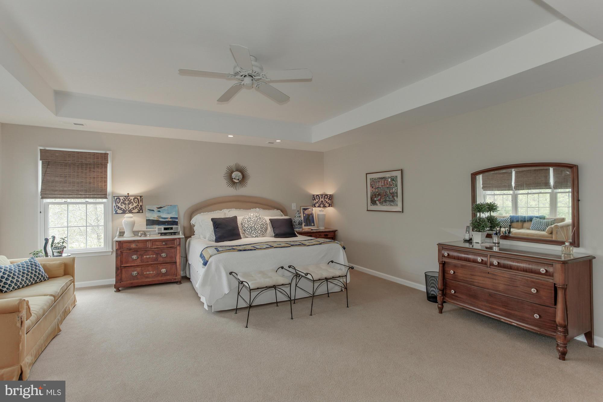 FALLS FARM - Residential