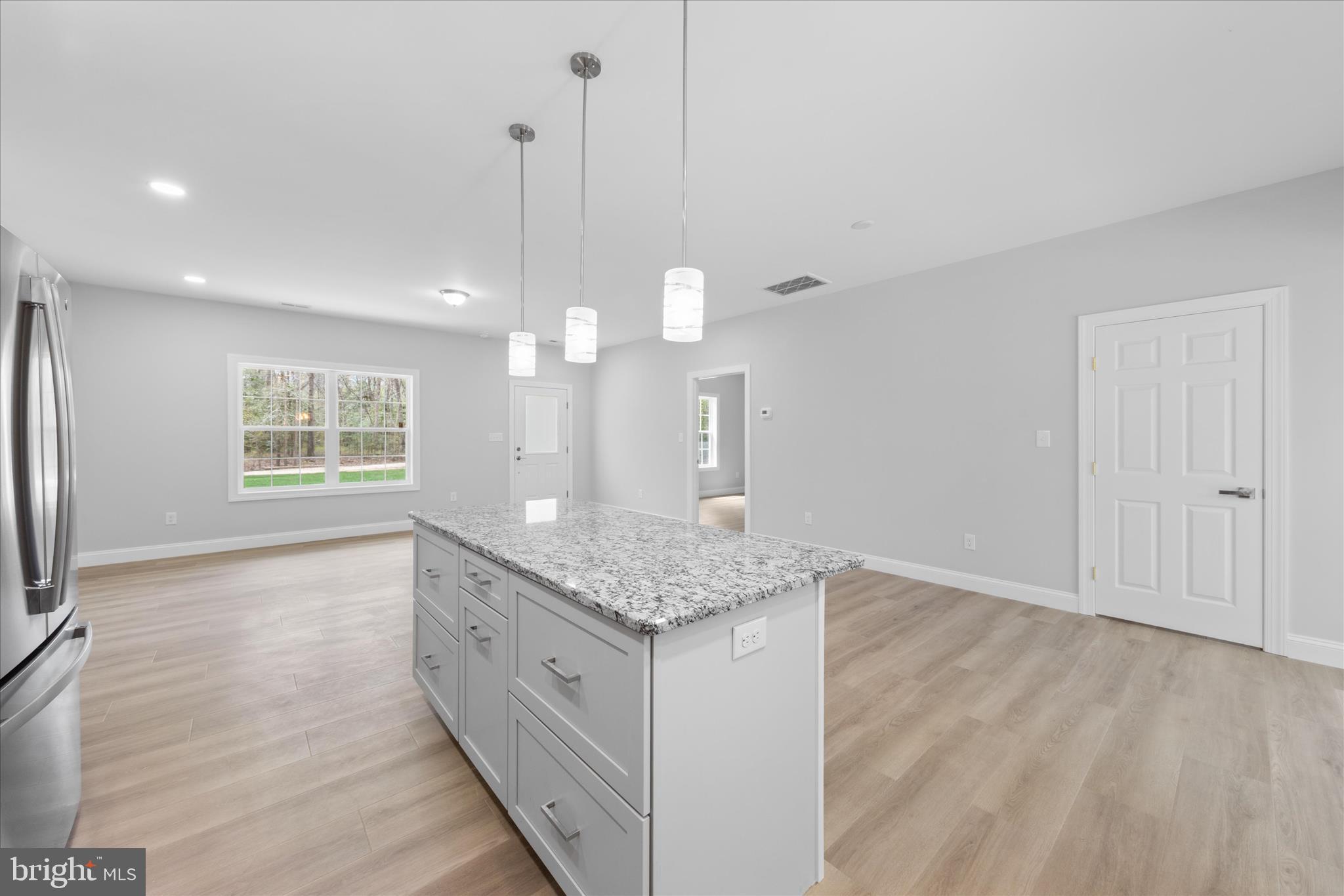 PINE LAKE - Residential