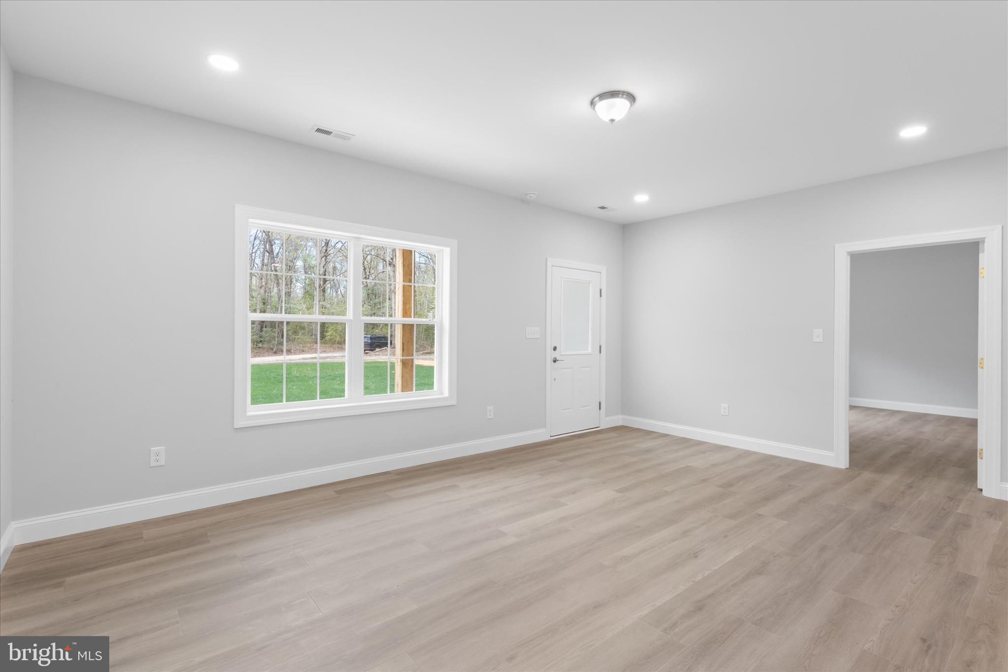 PINE LAKE - Residential