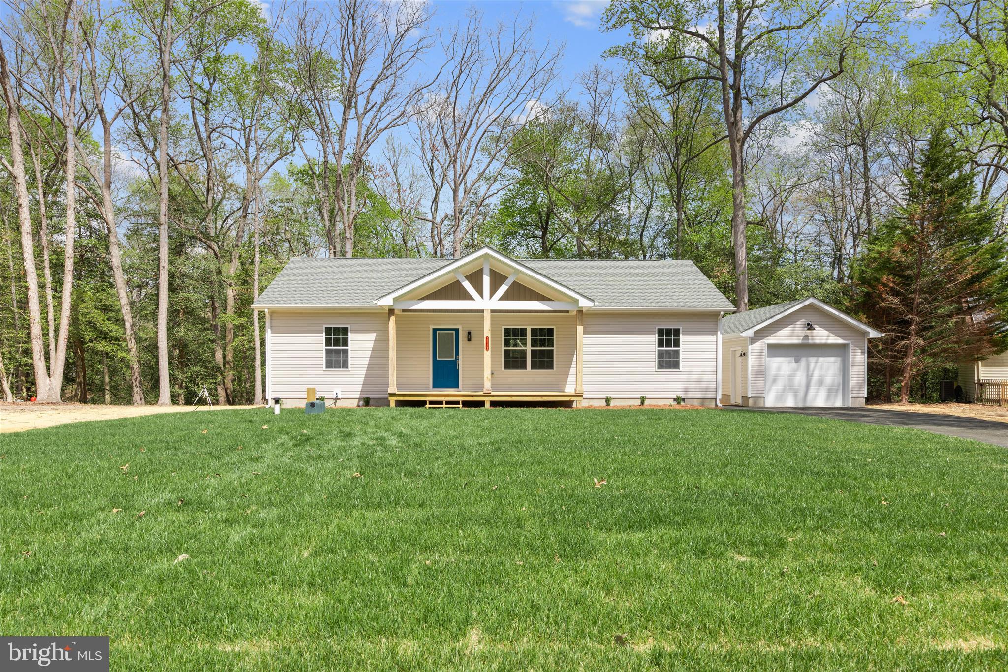 PINE LAKE - Residential