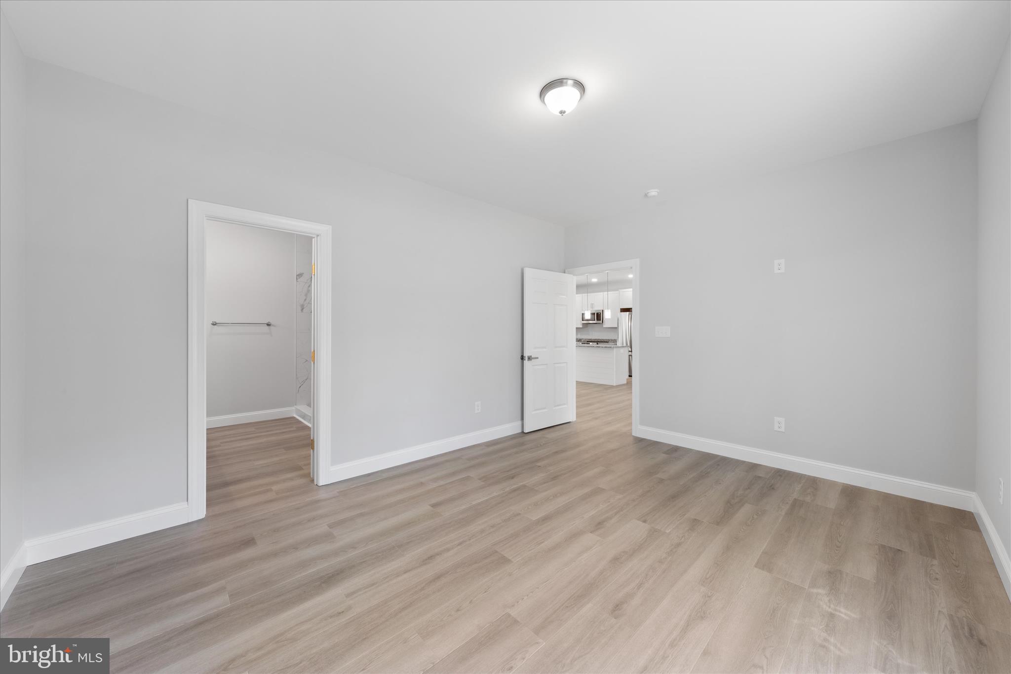 PINE LAKE - Residential