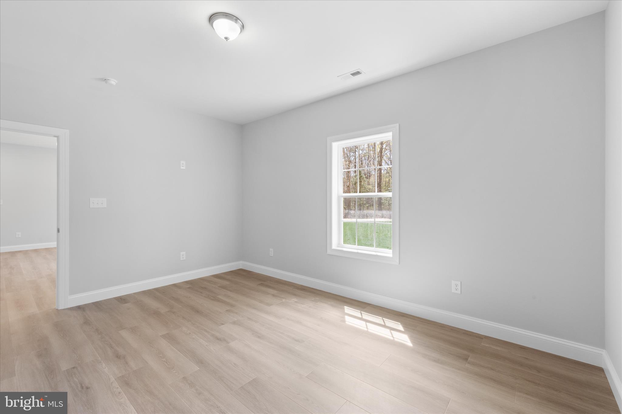 PINE LAKE - Residential