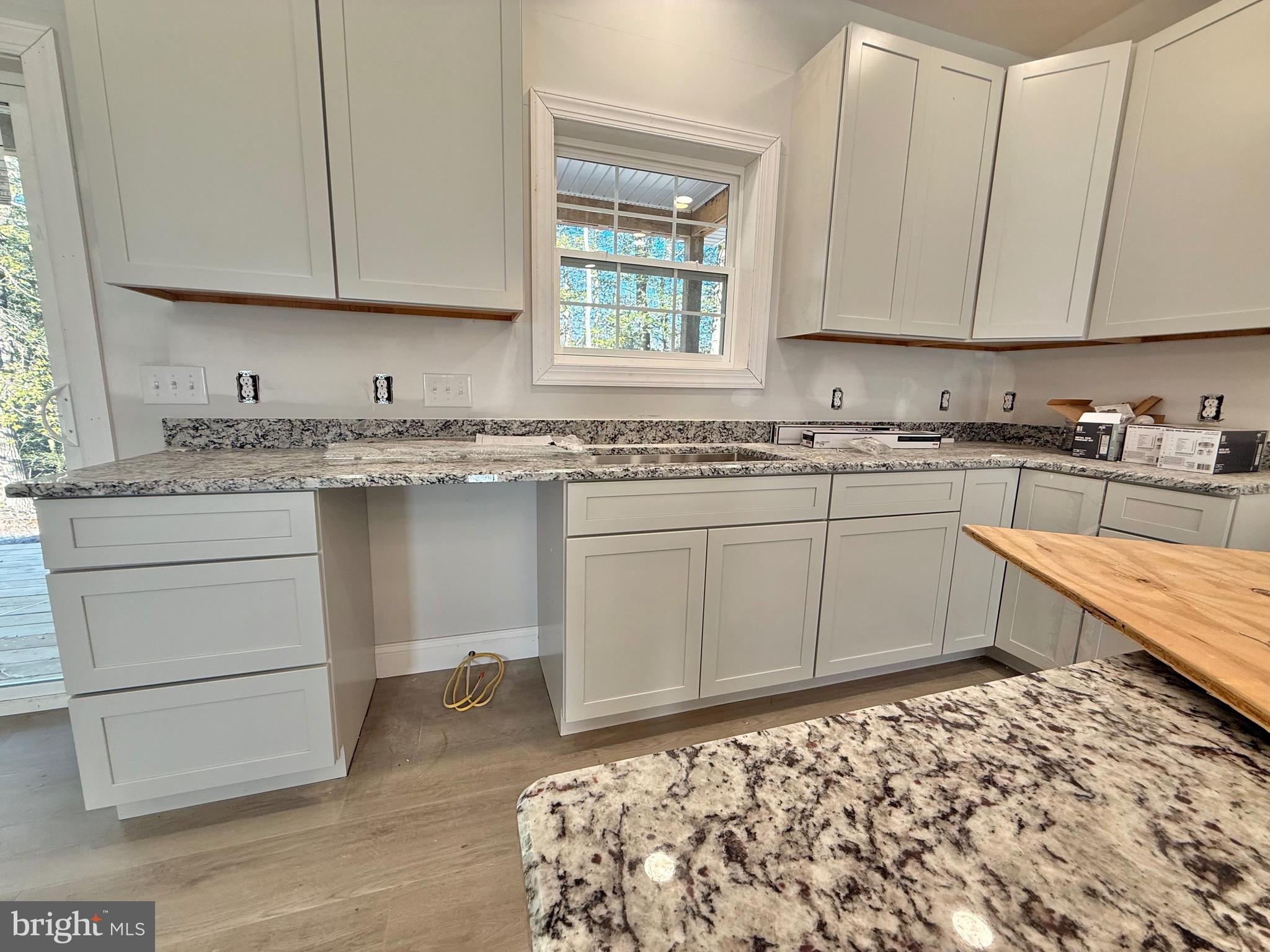 PINE LAKE - Residential