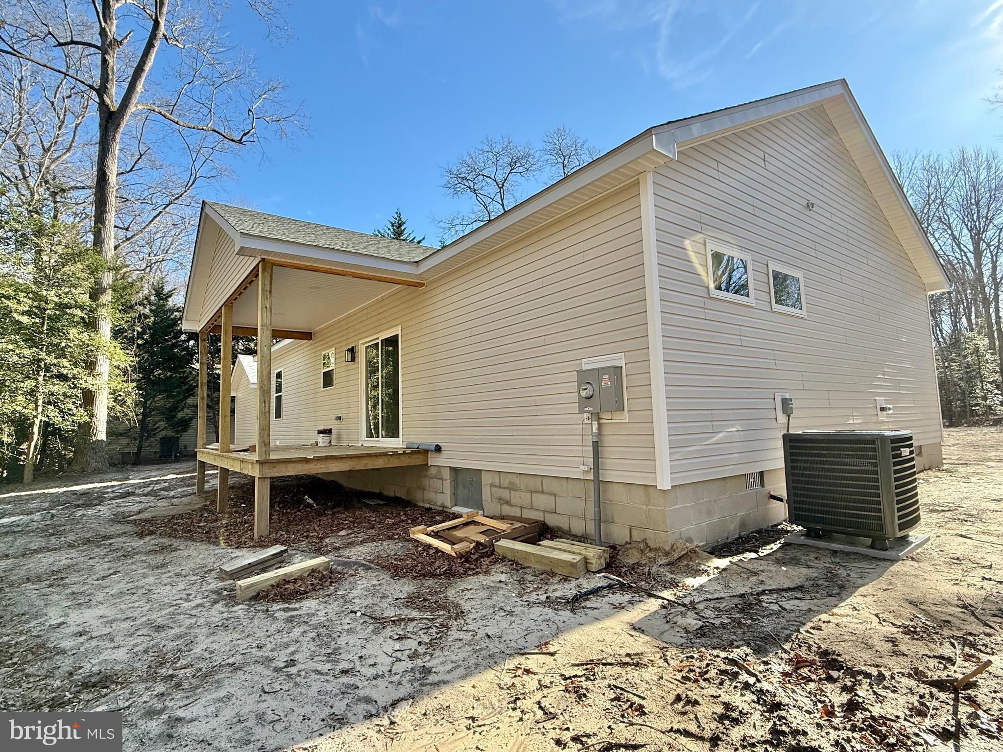 PINE LAKE - Residential