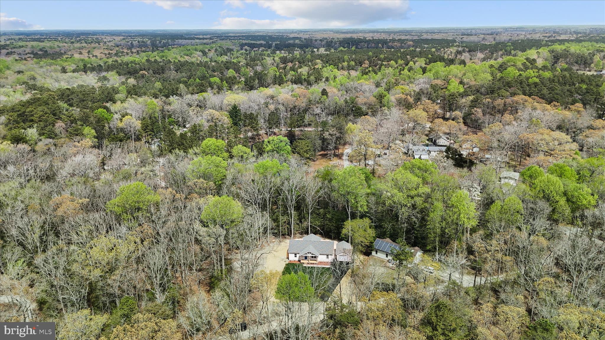 PINE LAKE - Residential