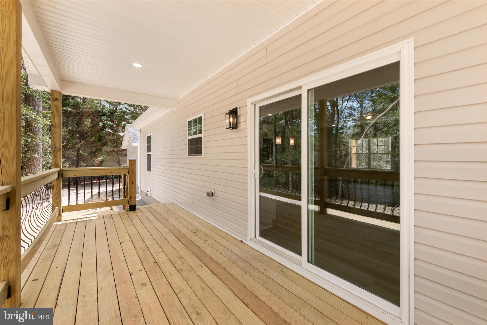 PINE LAKE - Residential