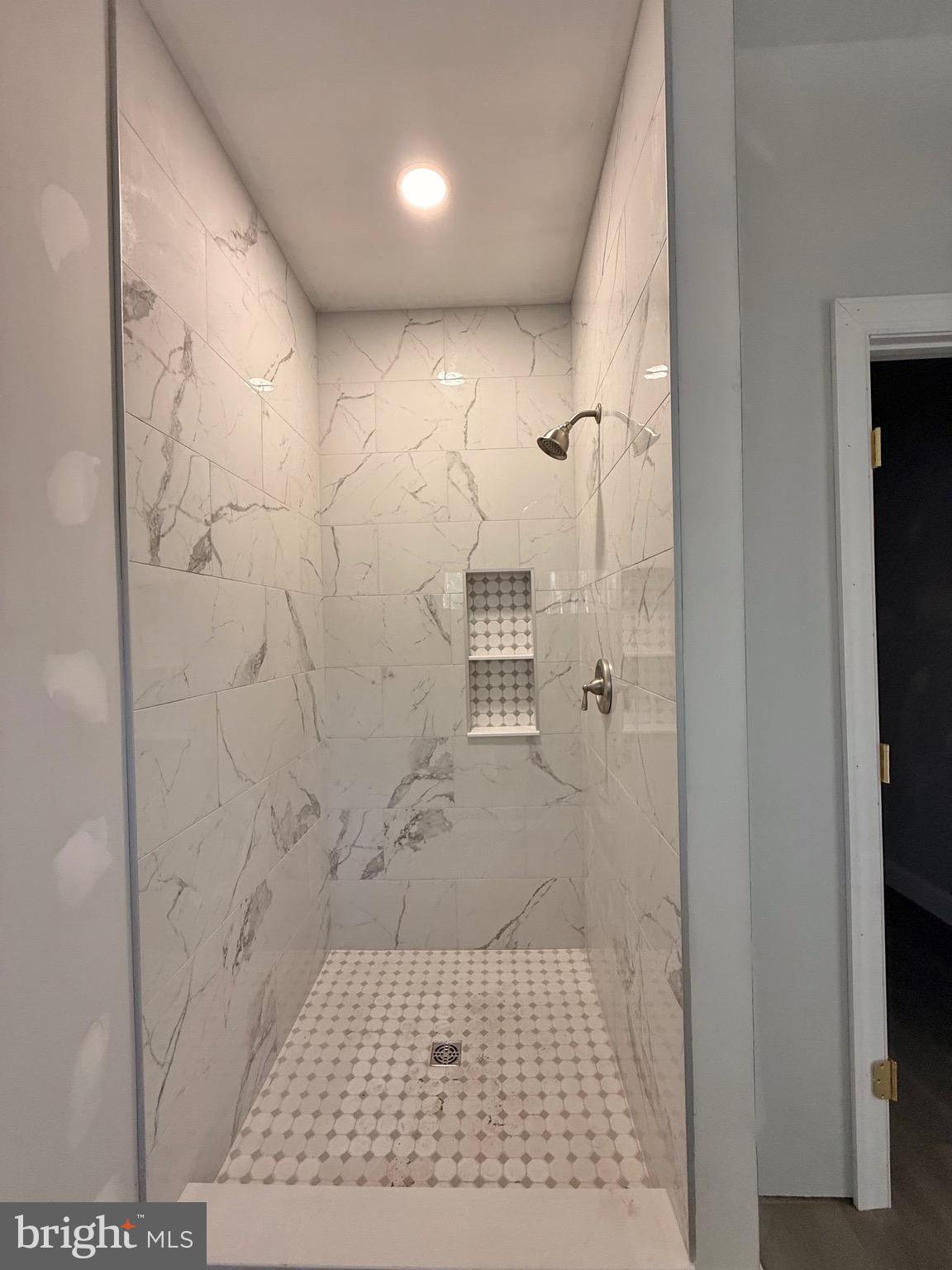 PINE LAKE - Residential