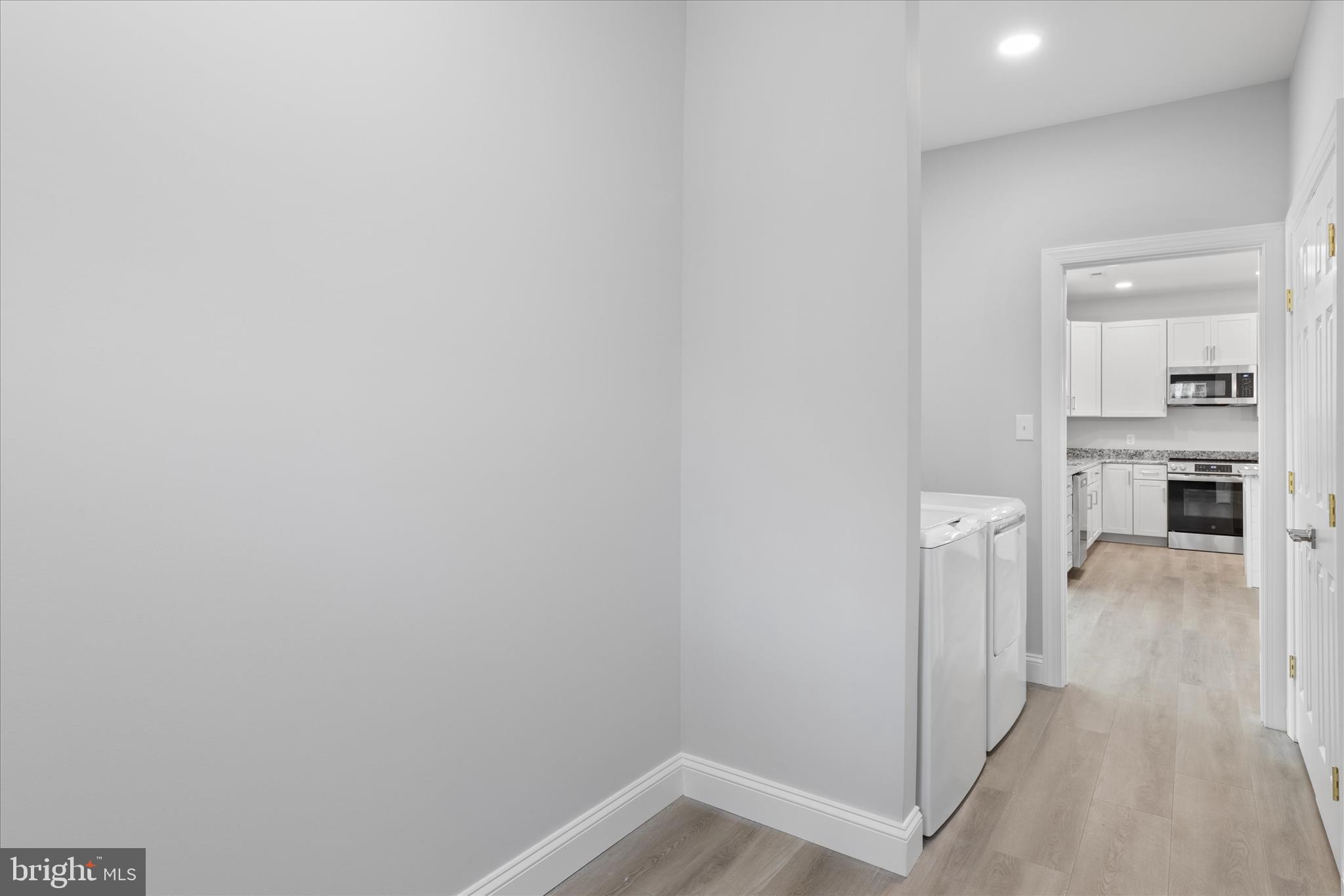 PINE LAKE - Residential