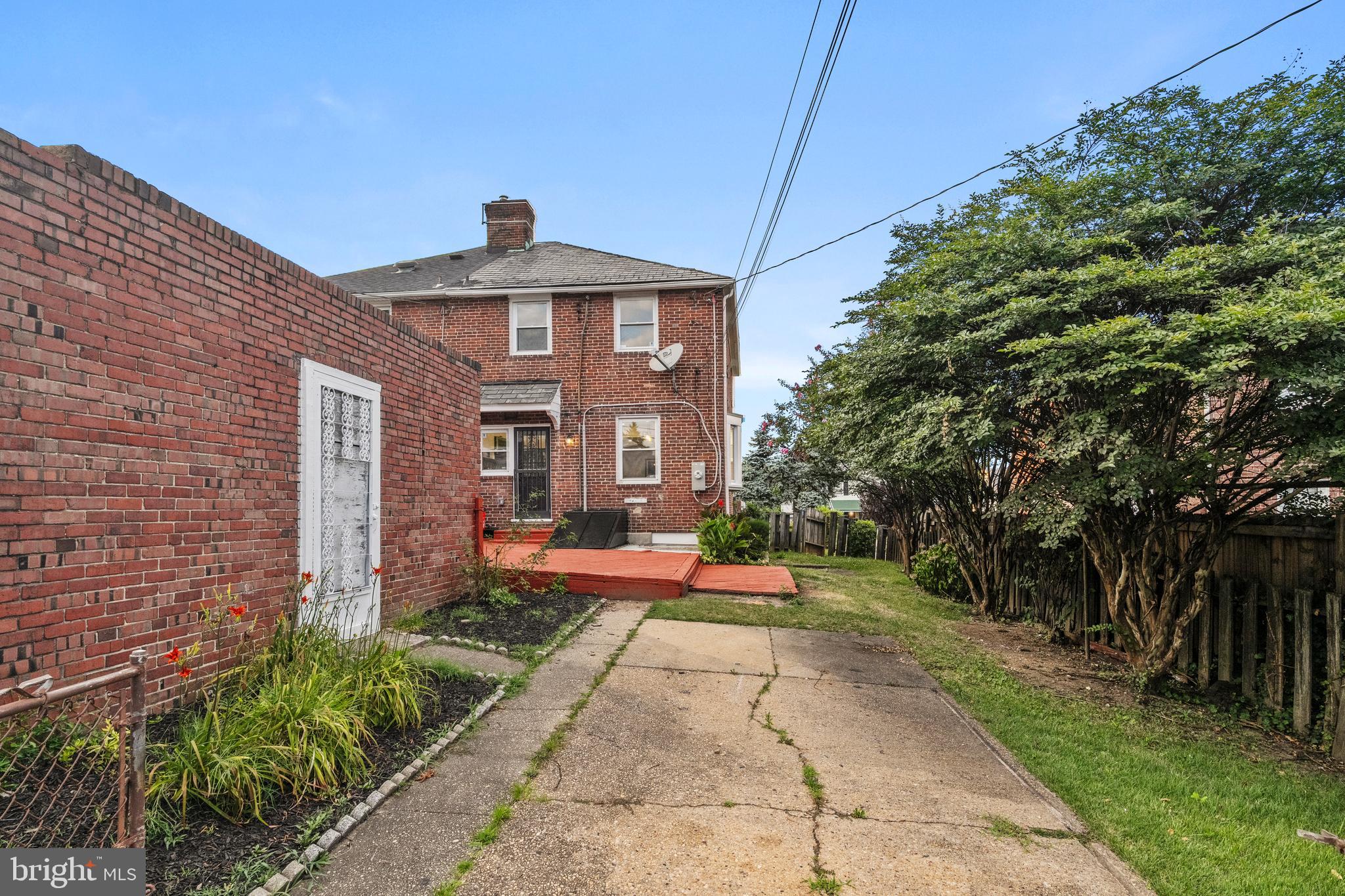 EDNOR GARDENS - LAKESIDE - Residential