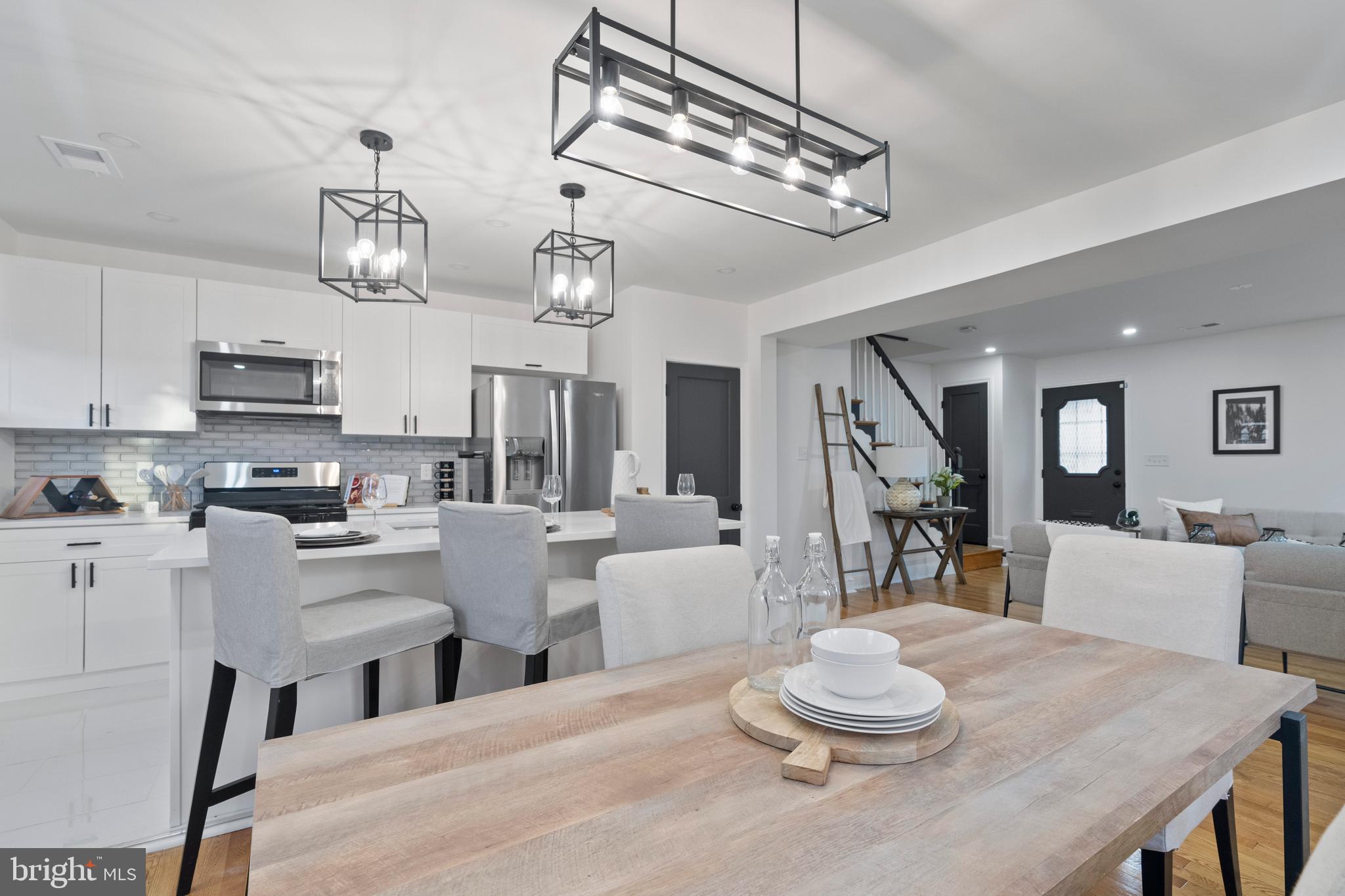 EDNOR GARDENS - LAKESIDE - Residential