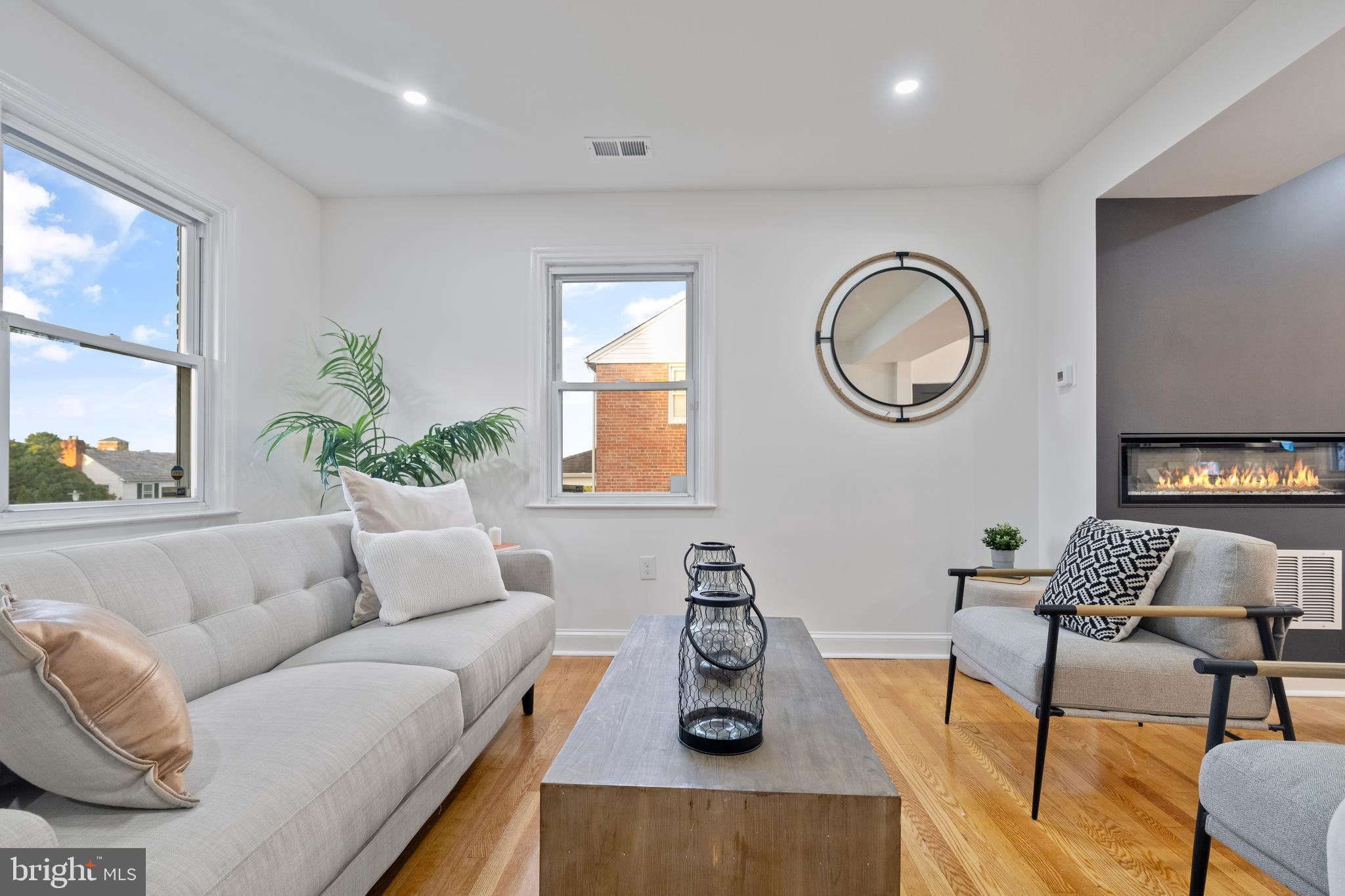 EDNOR GARDENS - LAKESIDE - Residential