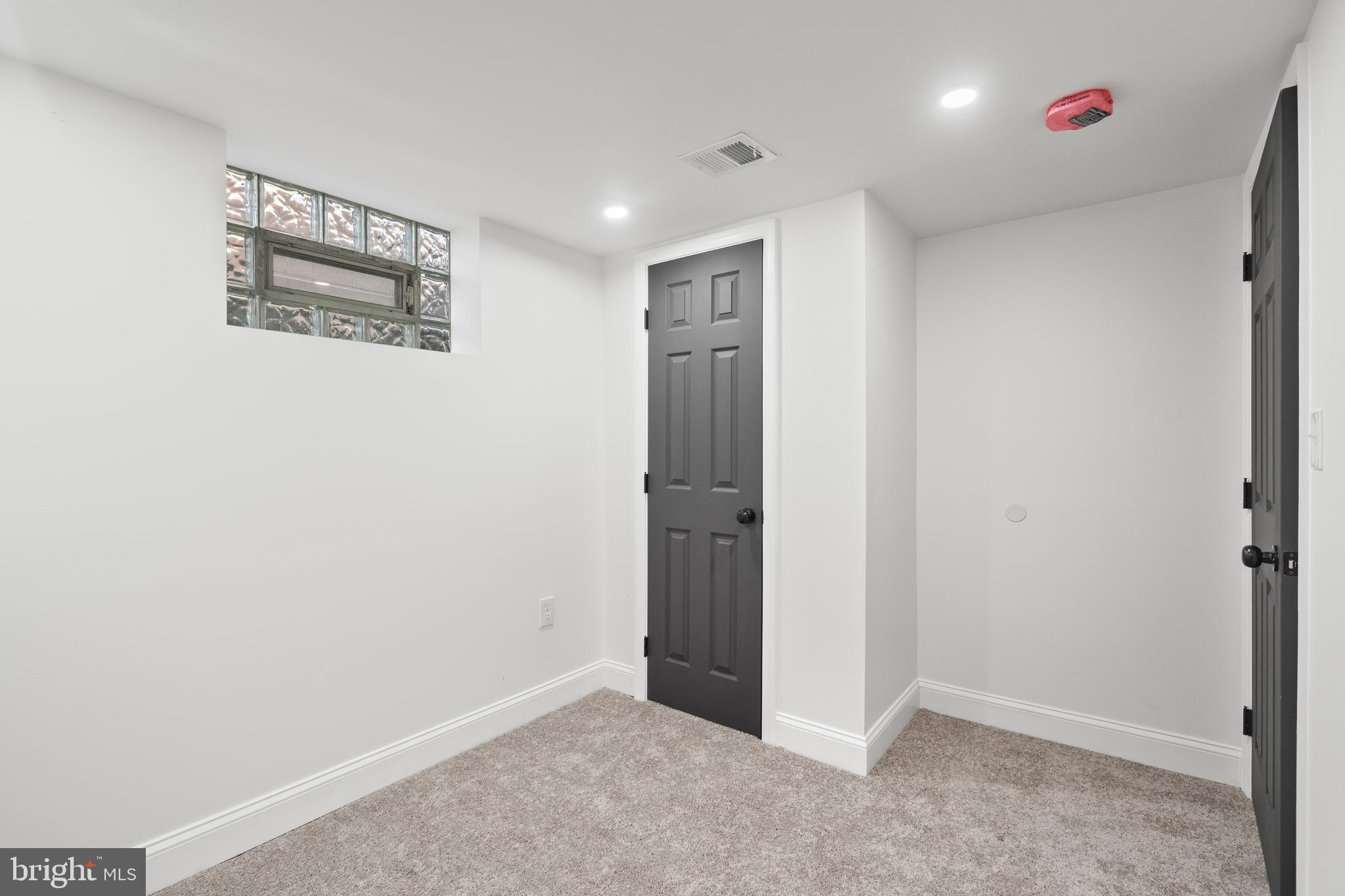 EDNOR GARDENS - LAKESIDE - Residential