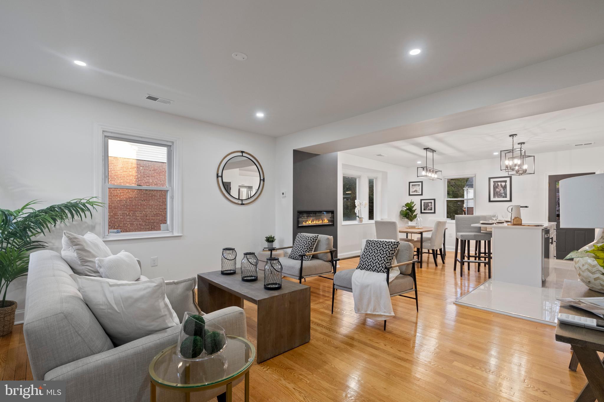 EDNOR GARDENS - LAKESIDE - Residential