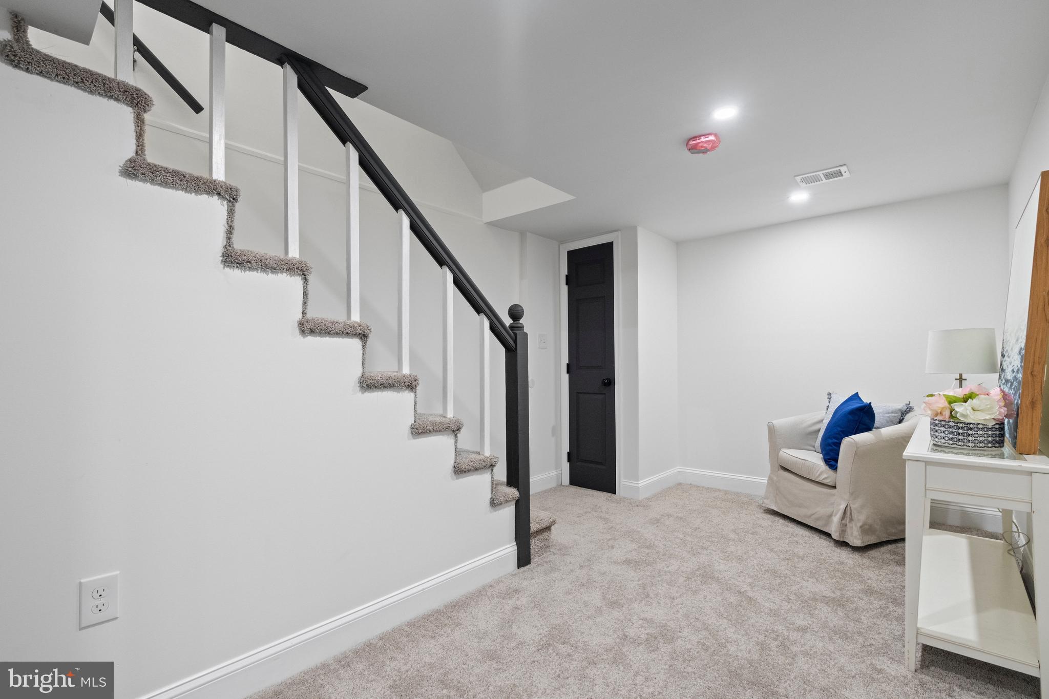 EDNOR GARDENS - LAKESIDE - Residential