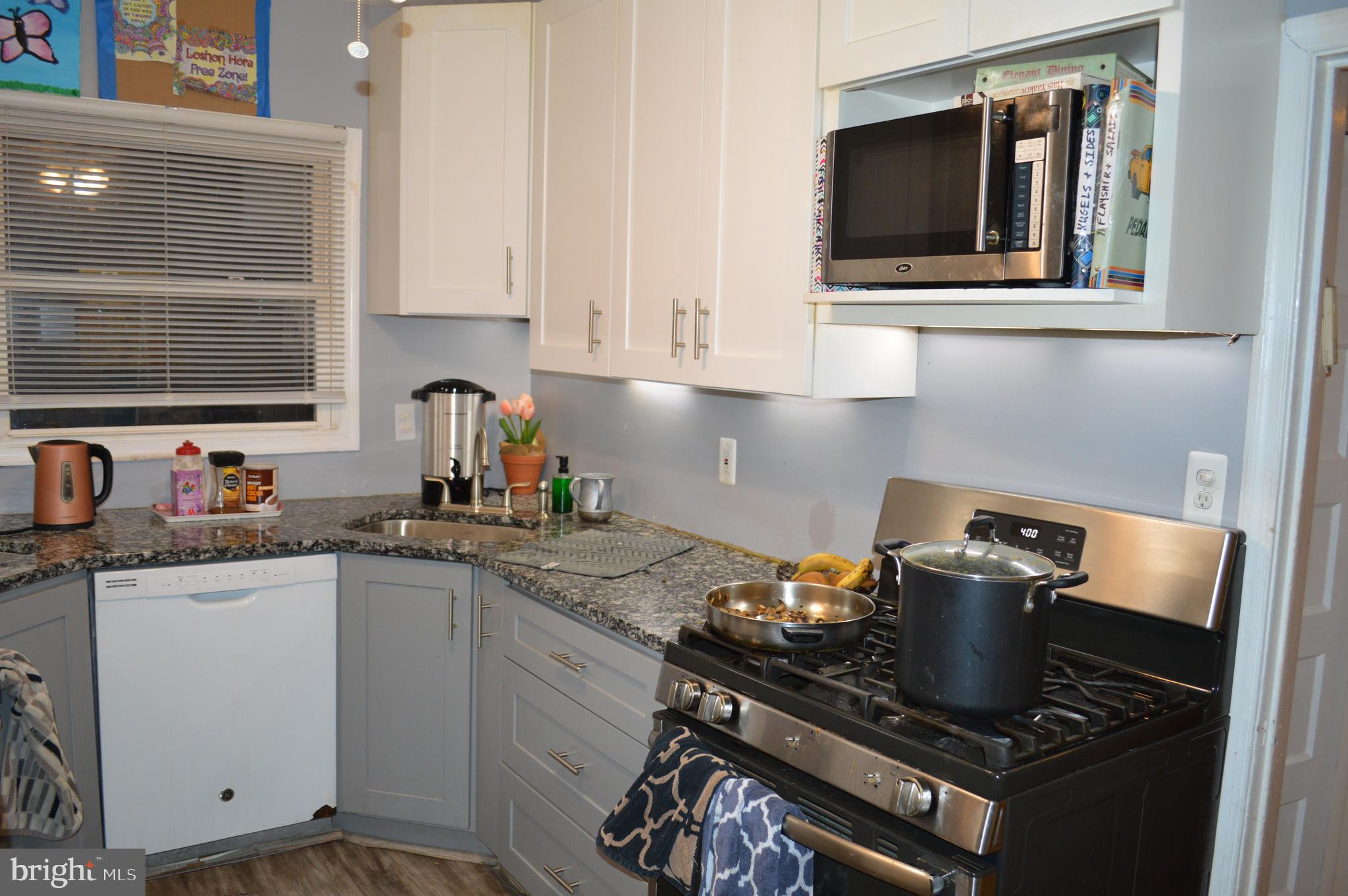 GLEN OAKS - Residential