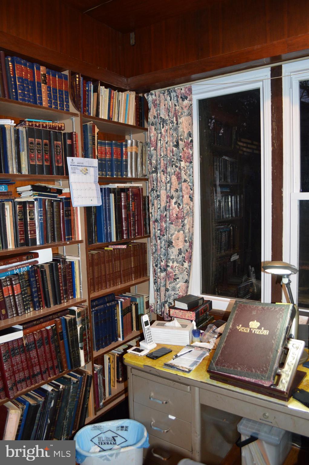 GLEN OAKS - Residential