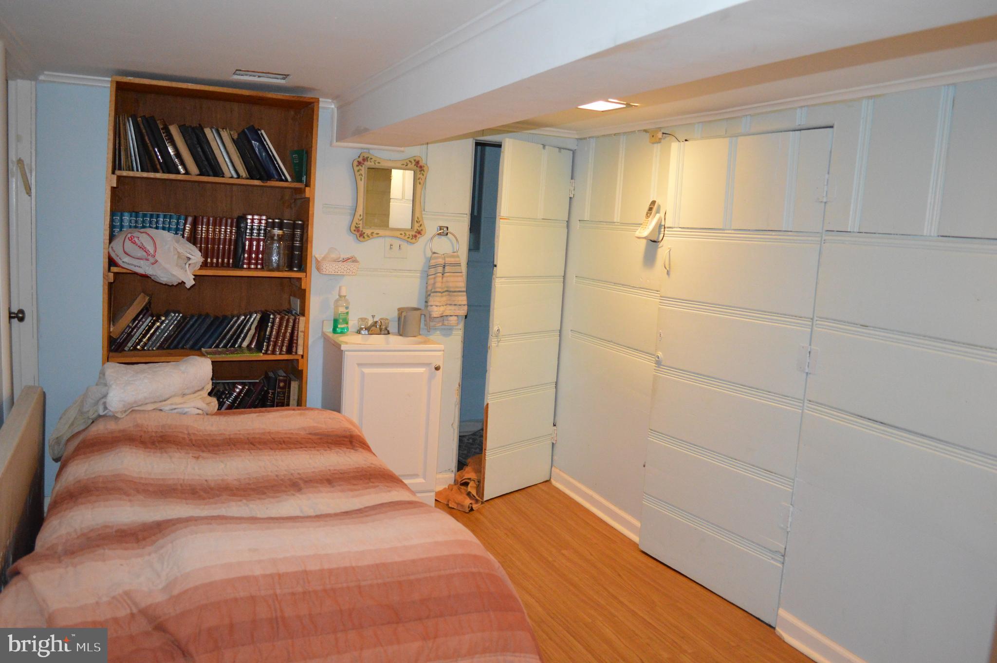 GLEN OAKS - Residential