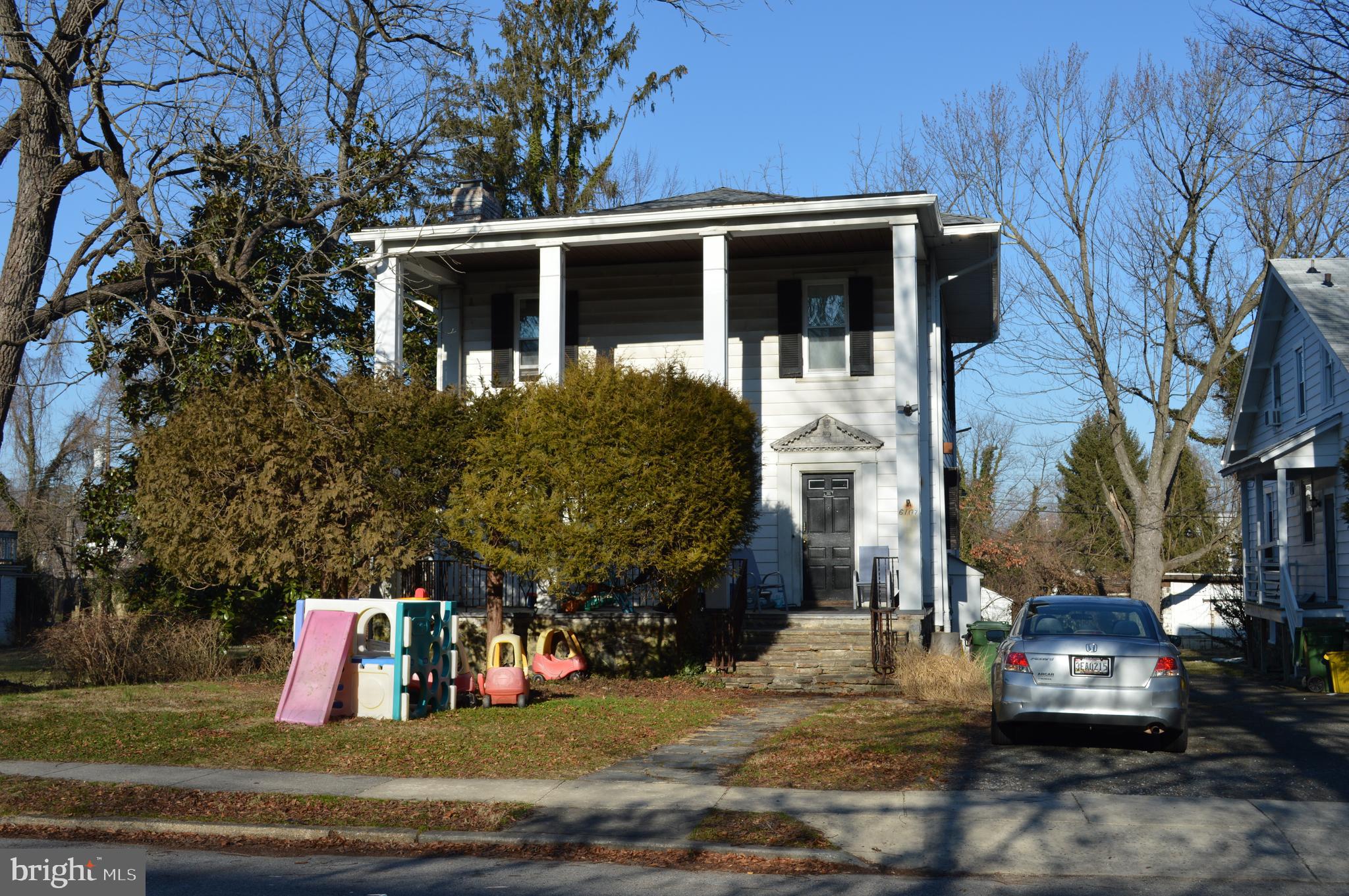 GLEN OAKS - Residential