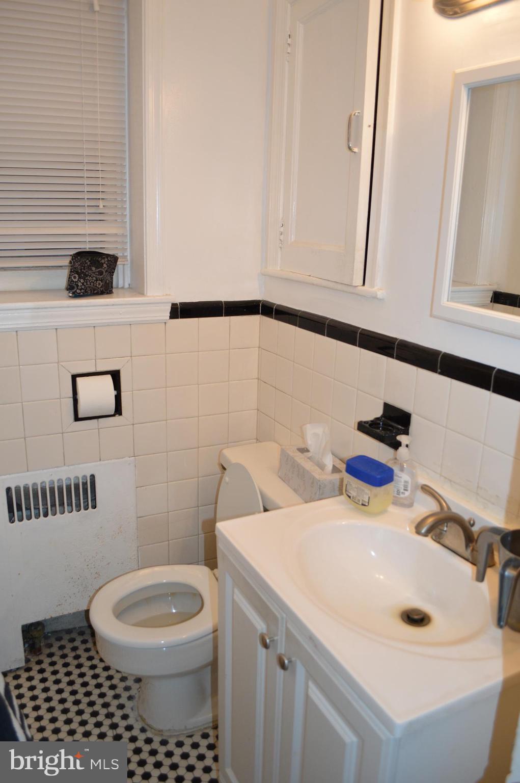 GLEN OAKS - Residential