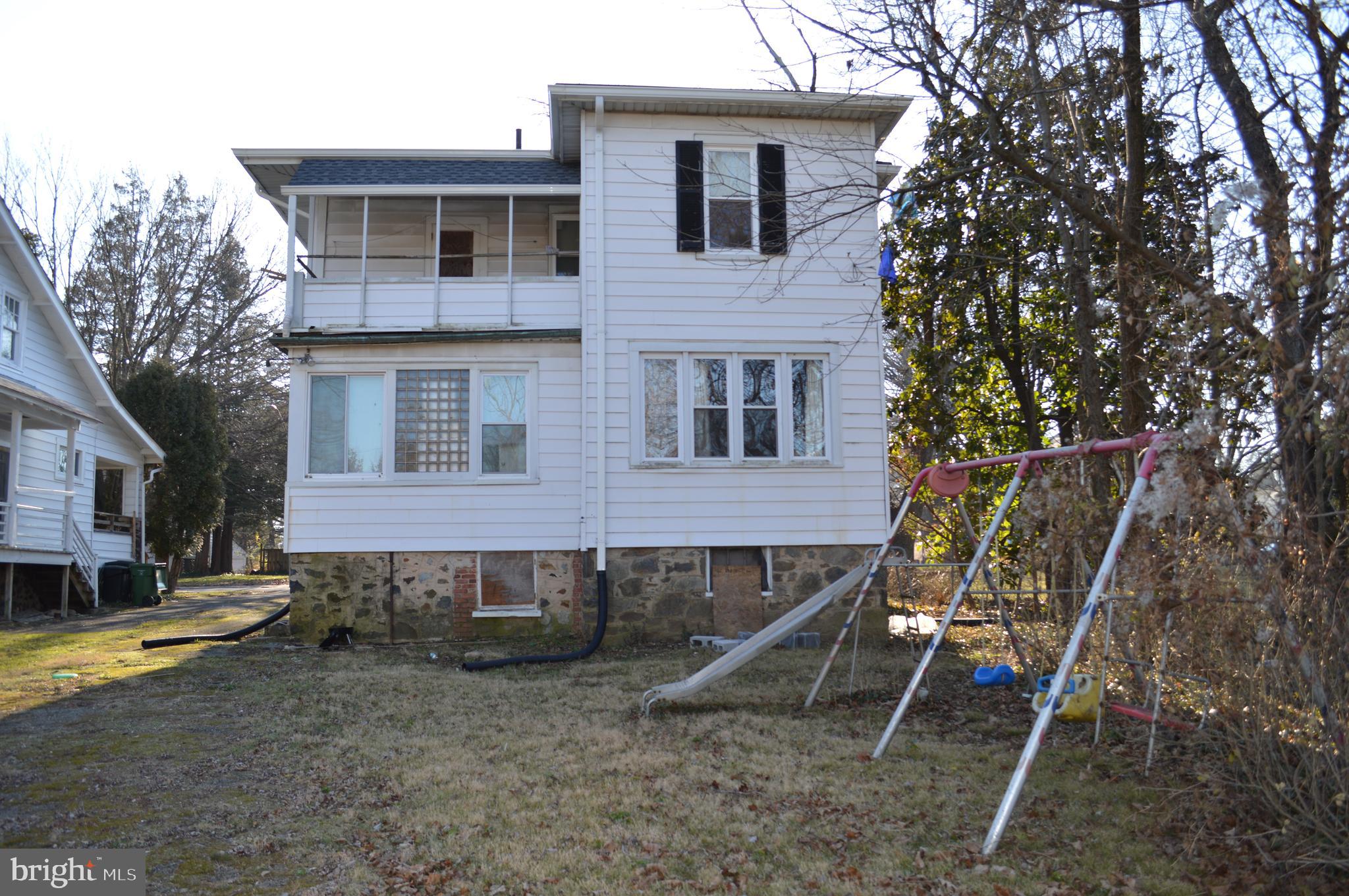 GLEN OAKS - Residential