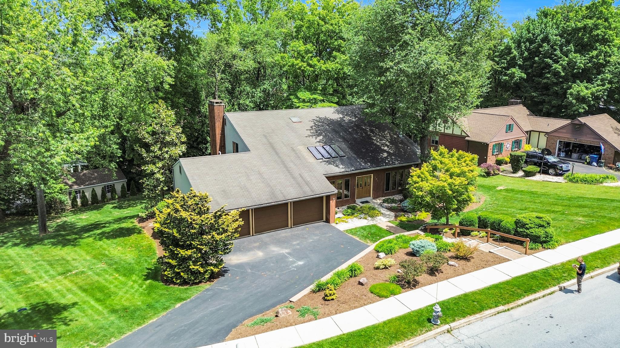 140 DEBORAH DRIVE