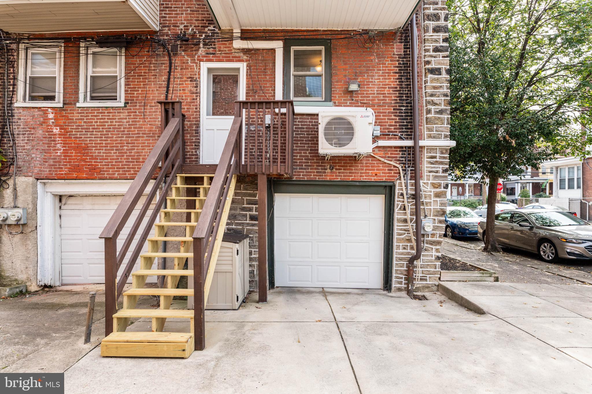 UNIVERSITY CITY - Residential