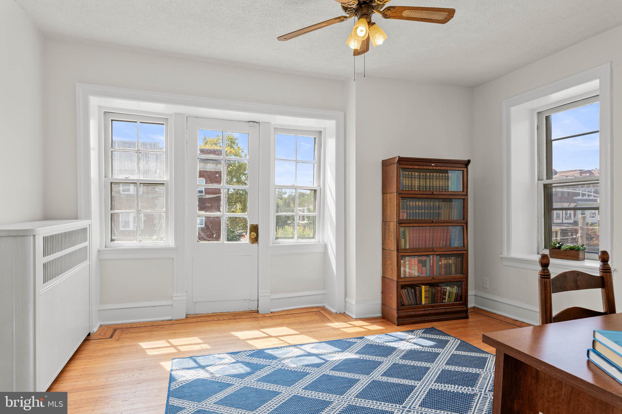 UNIVERSITY CITY - Residential