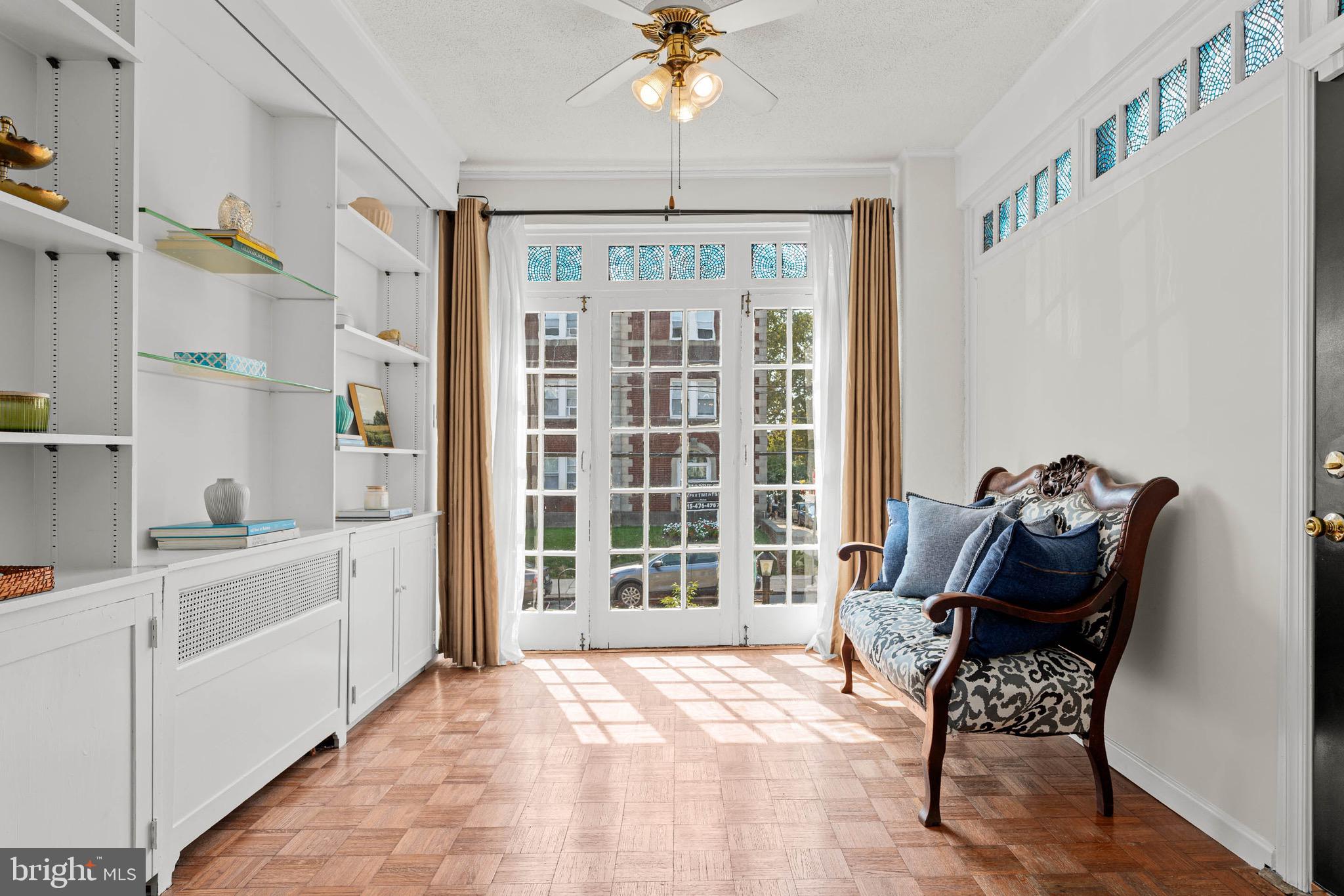 UNIVERSITY CITY - Residential