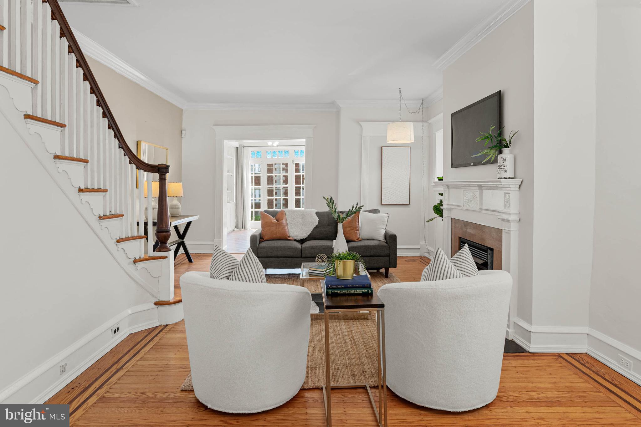 UNIVERSITY CITY - Residential