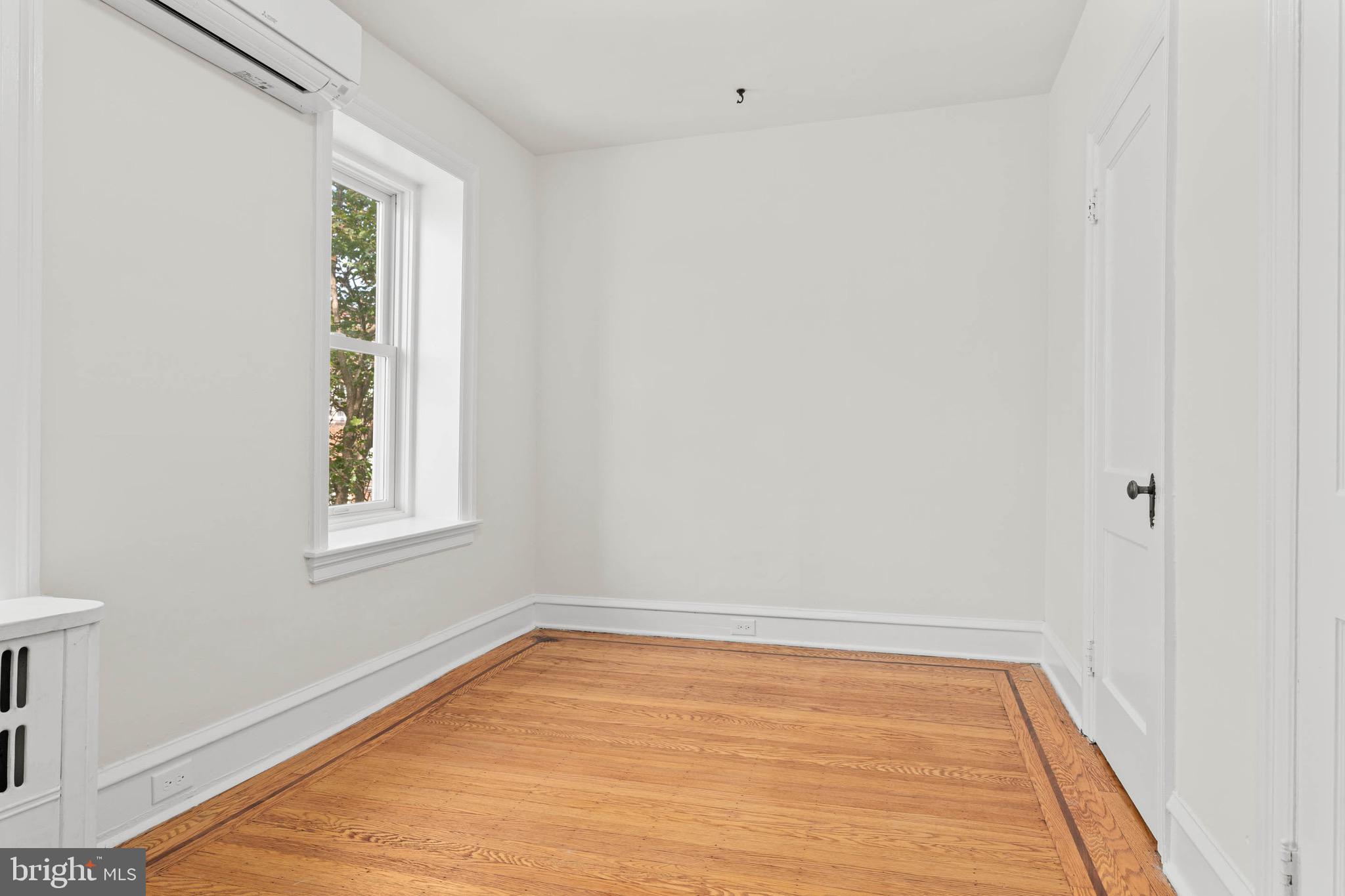 UNIVERSITY CITY - Residential