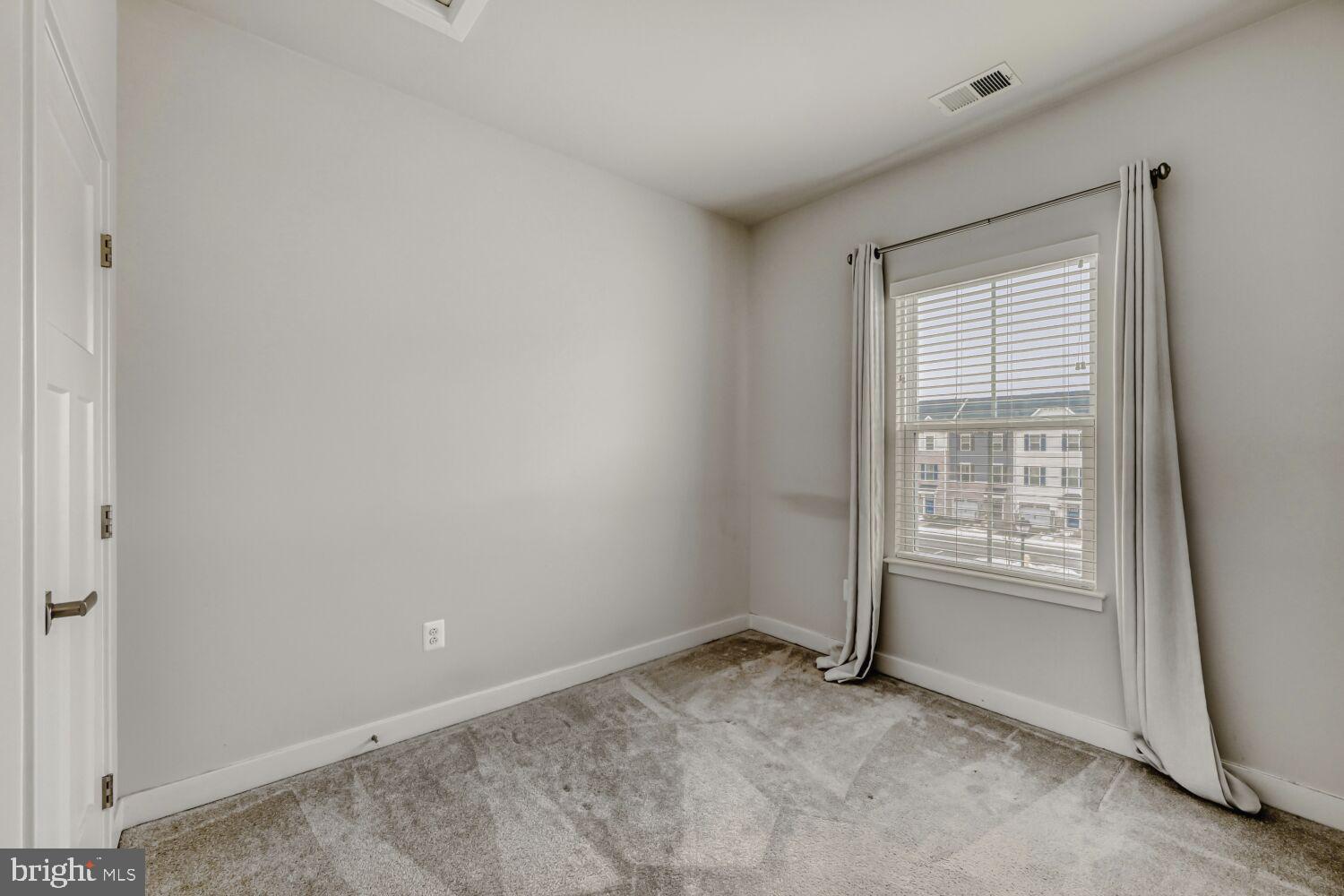 JAMES RUN TOWNHOMES - Residential