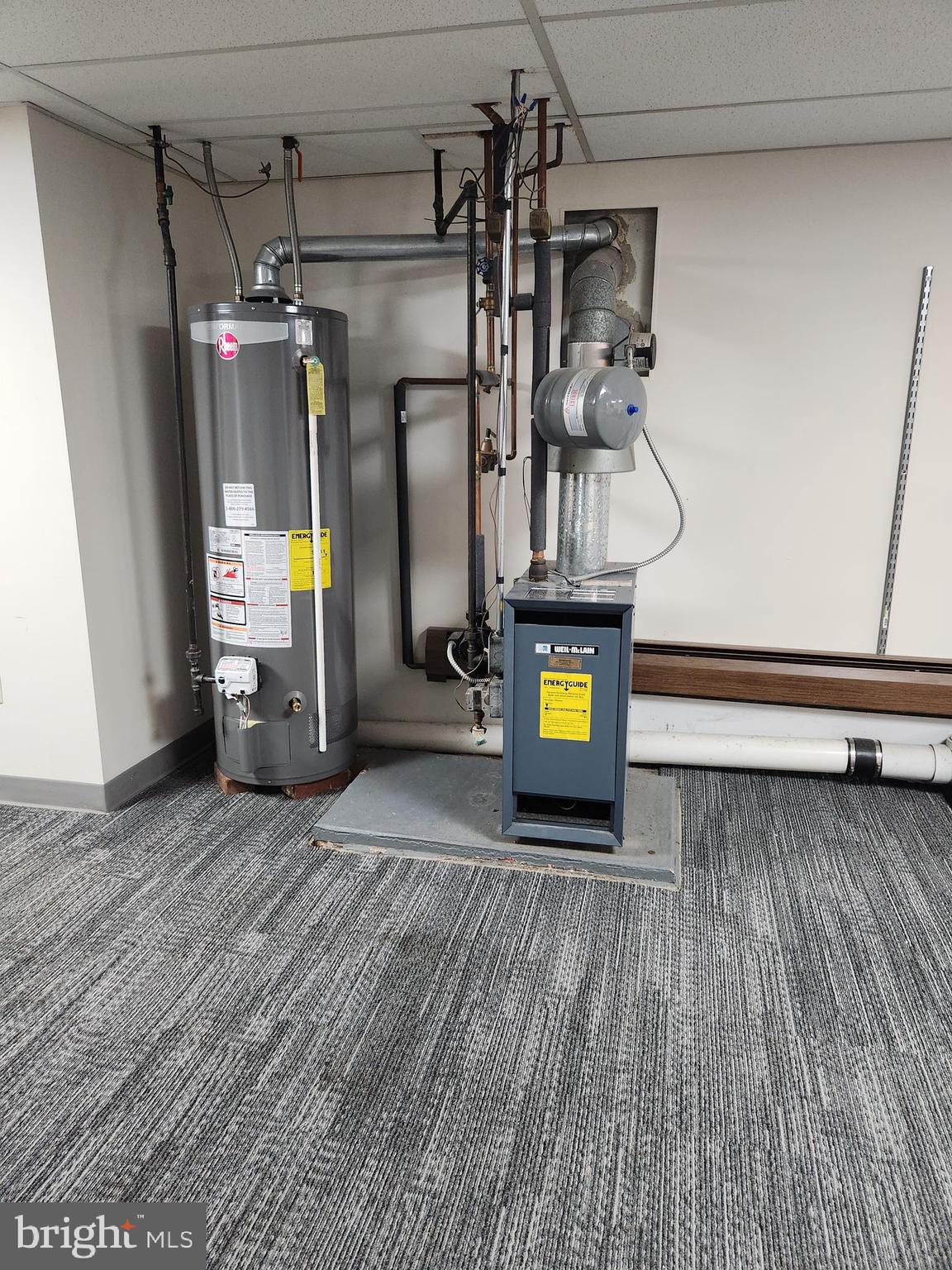 ACORN HILL - Residential