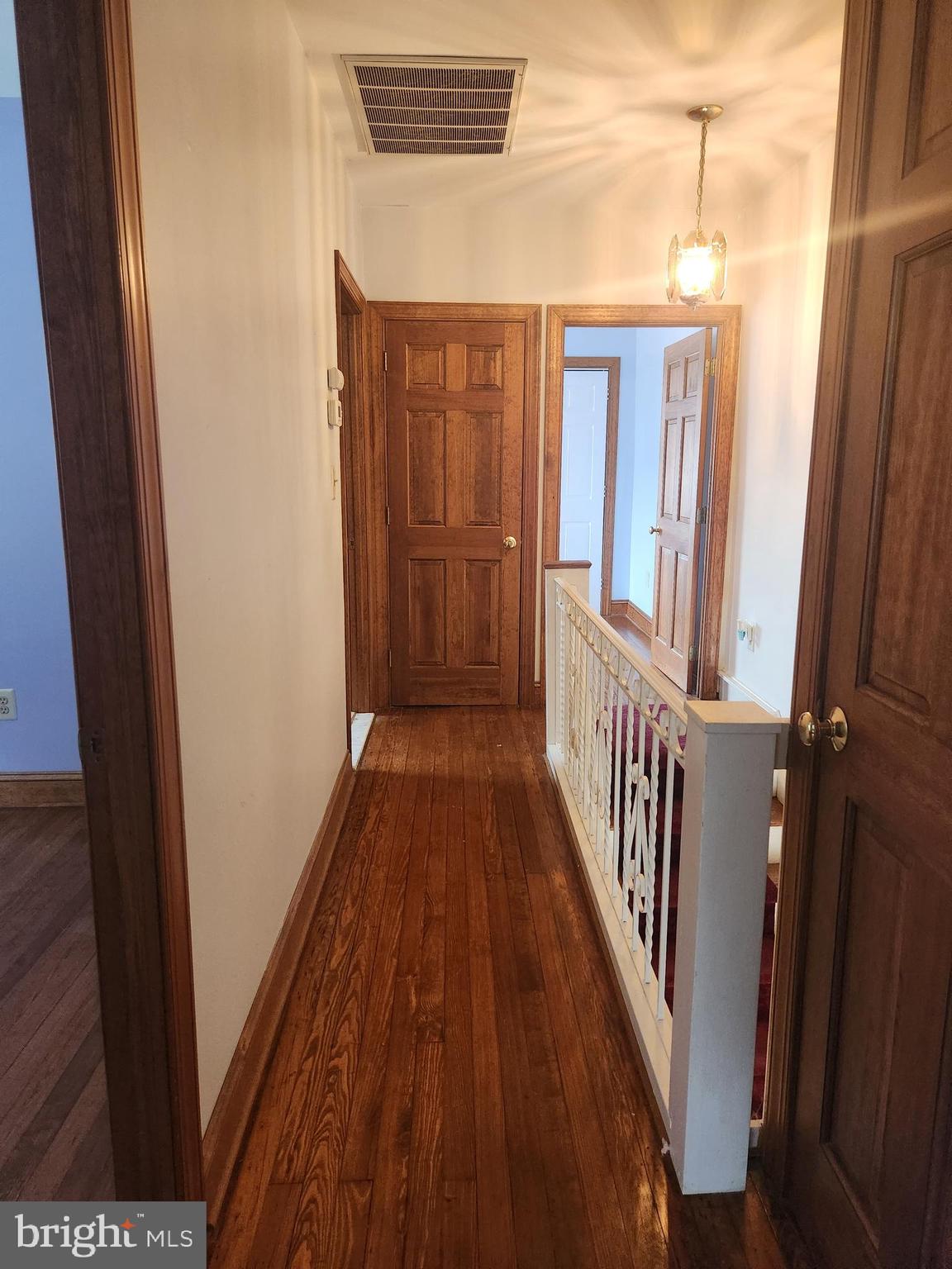 ACORN HILL - Residential