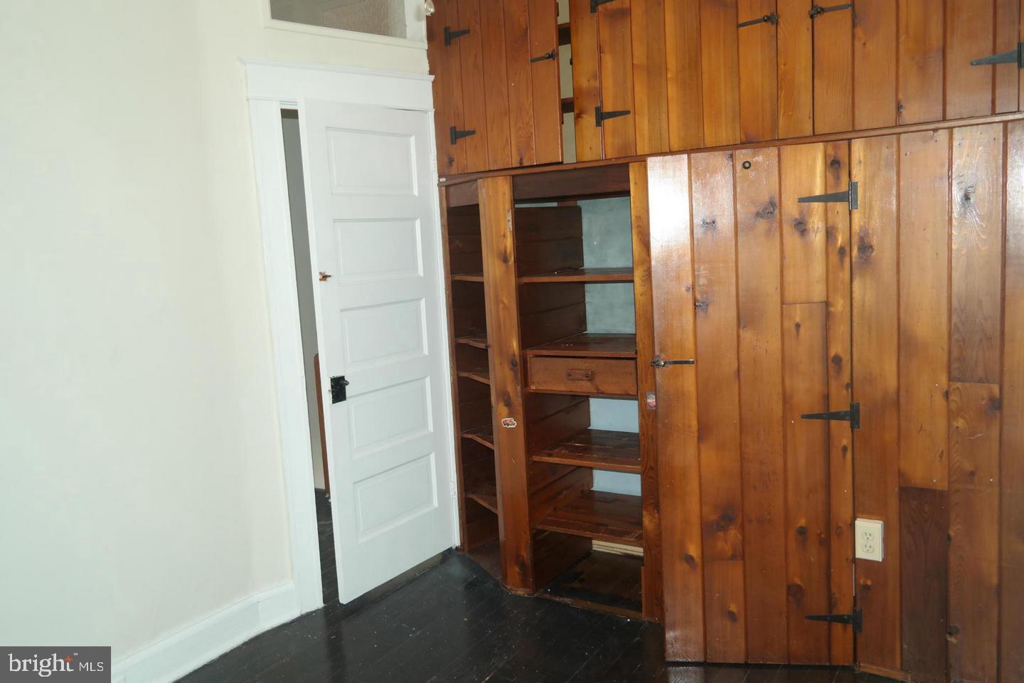 WAVERLY - Residential