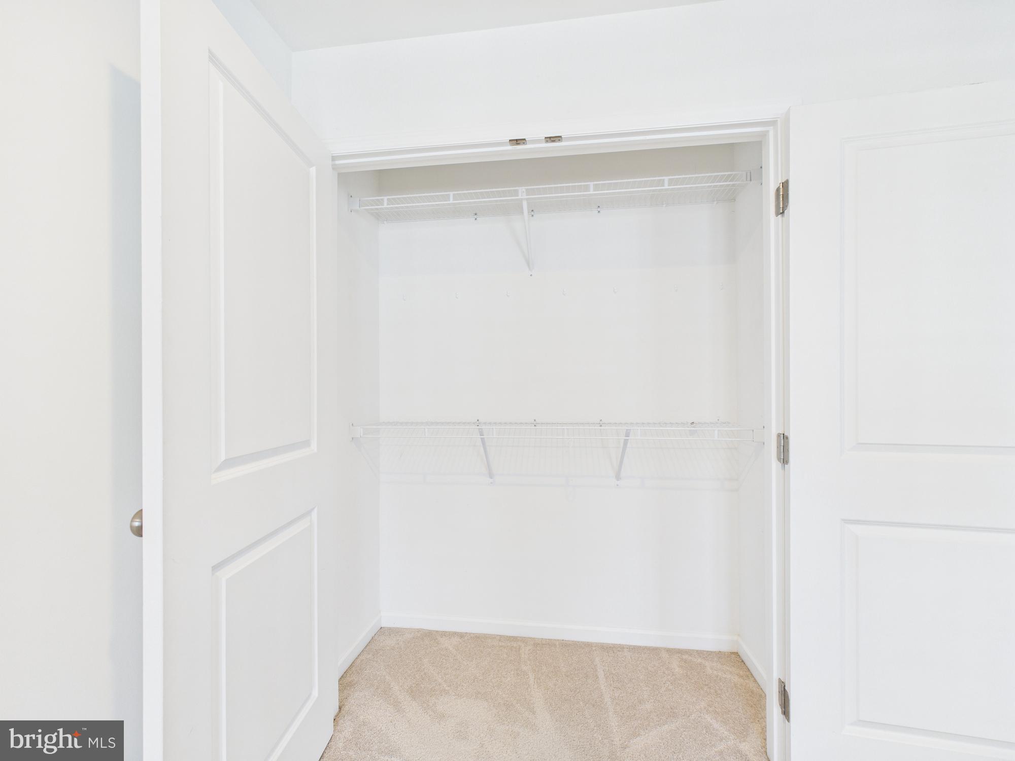 BELMONT - Residential