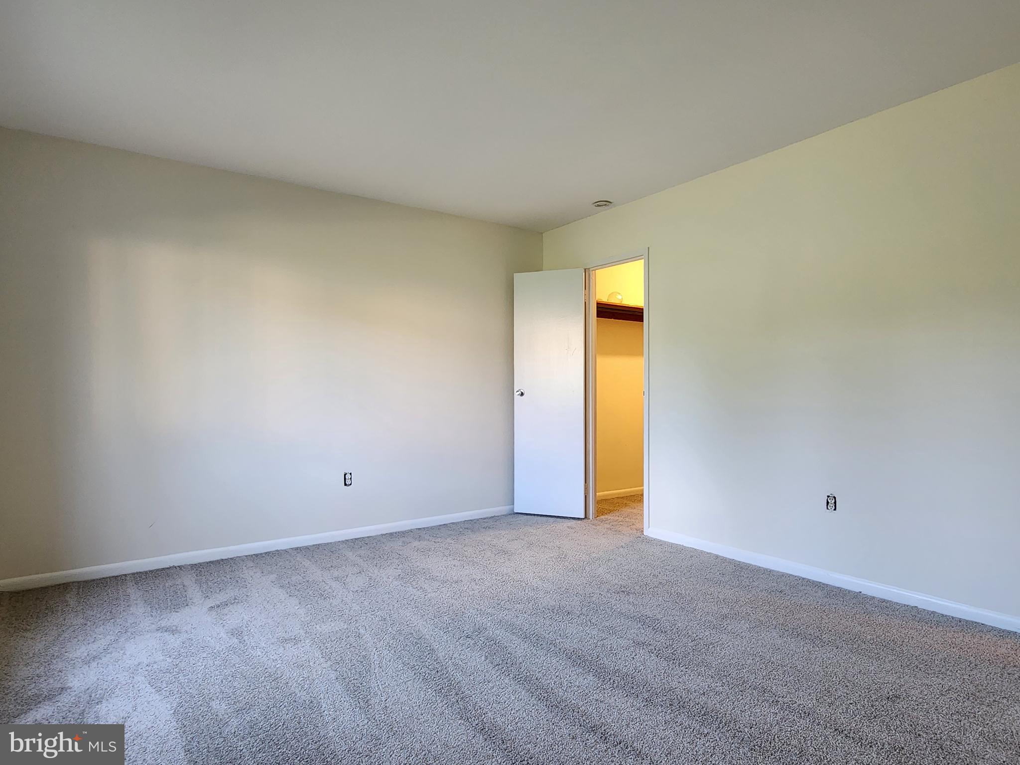 HUNTING RIDGE - Residential Lease