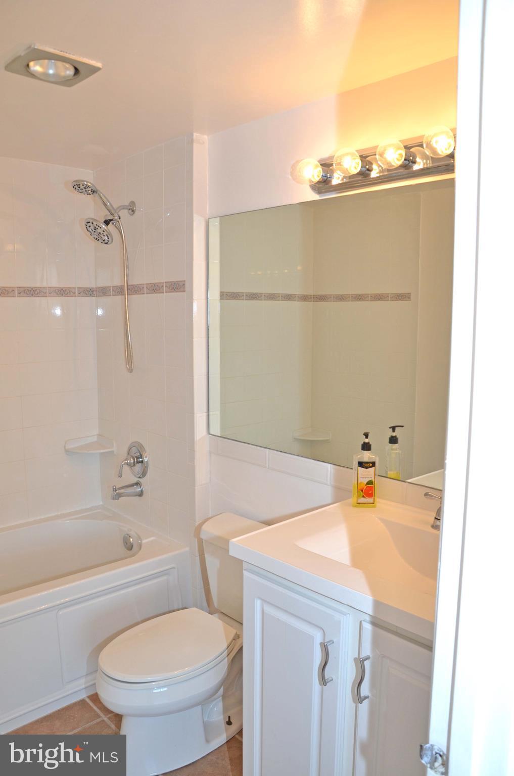 OLYMPUS INCL - Residential Lease