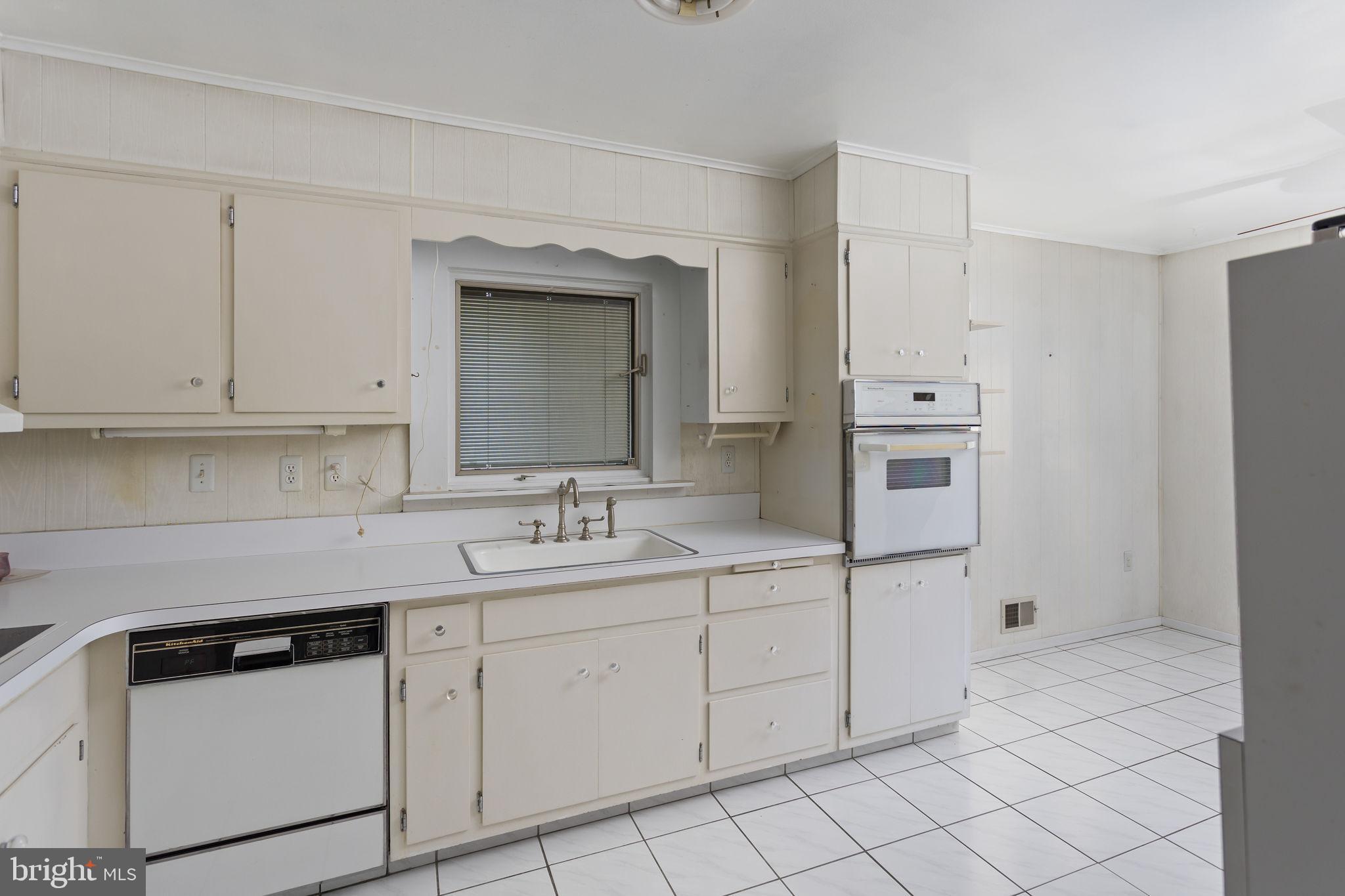 30 BEECHCROFT DRIVE
