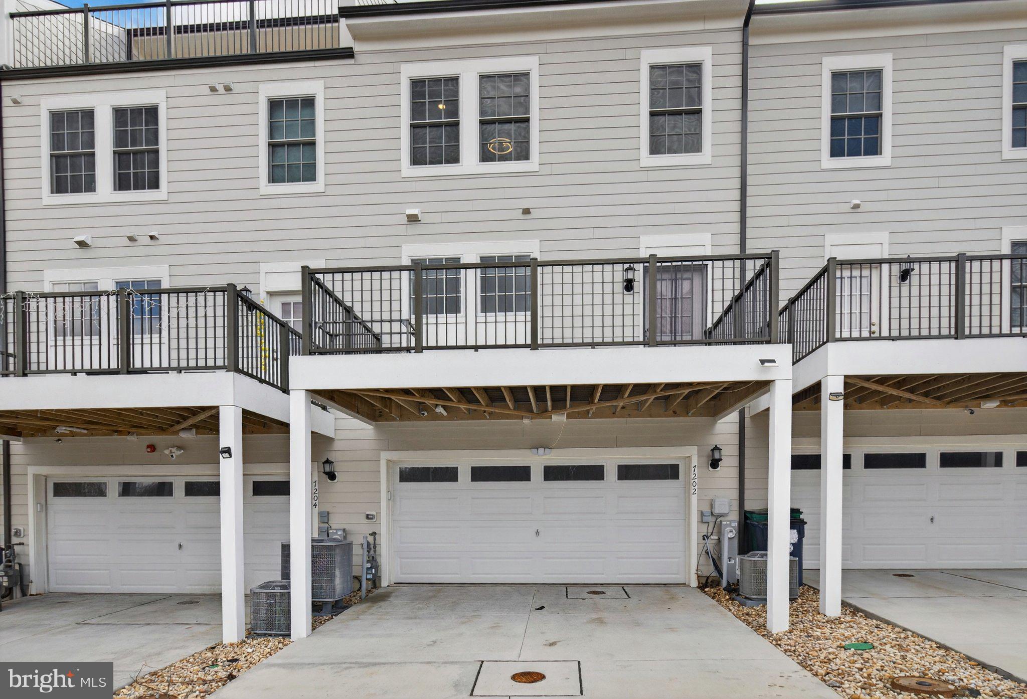 PARKSIDE AT WARFIELD - Residential