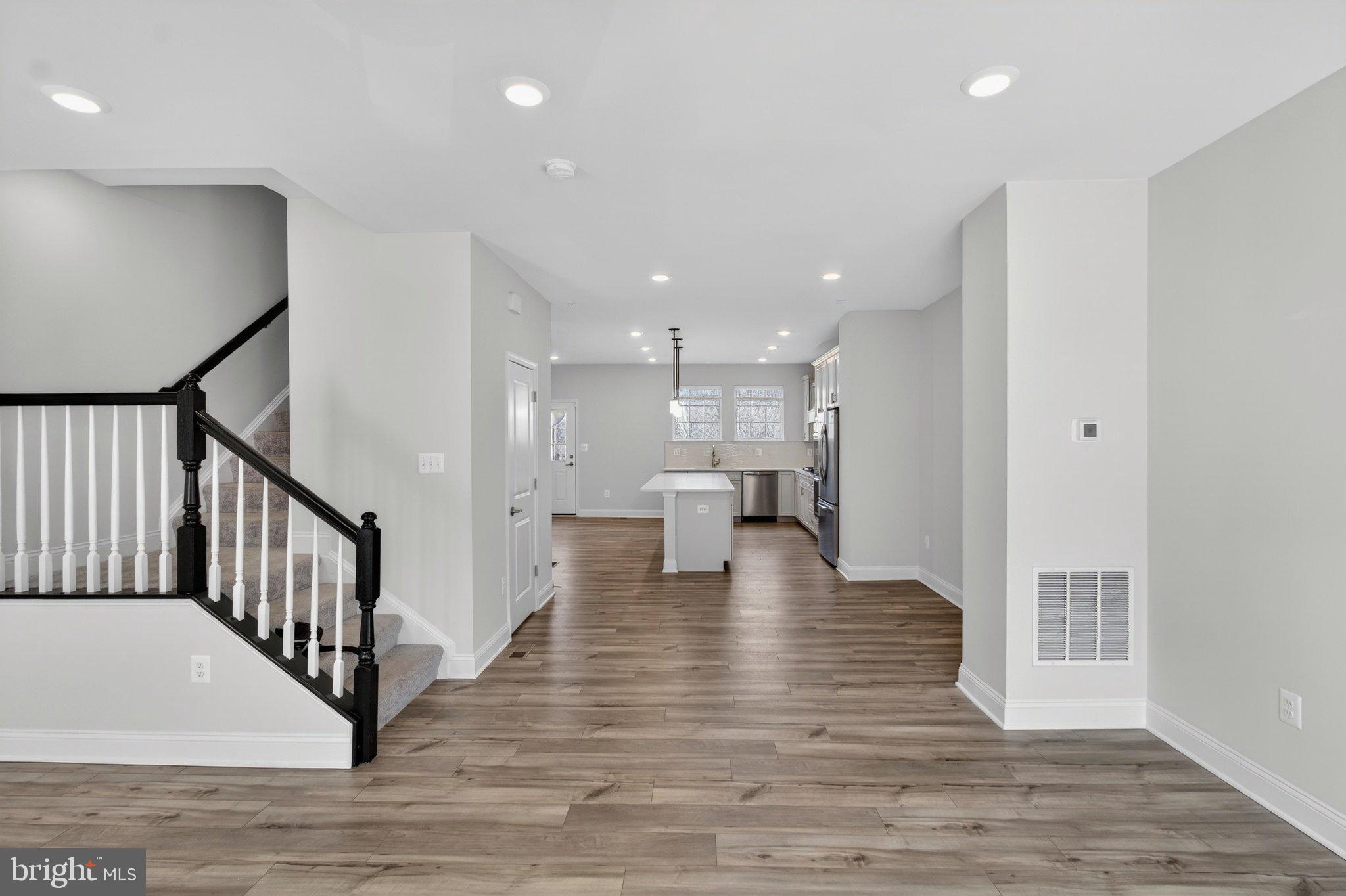 PARKSIDE AT WARFIELD - Residential