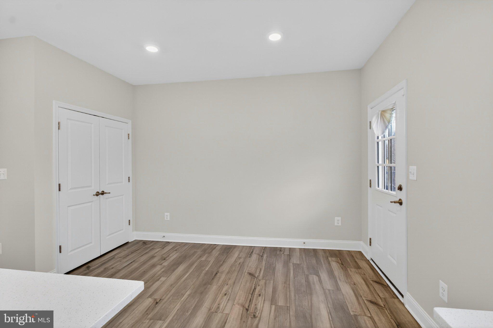 PARKSIDE AT WARFIELD - Residential