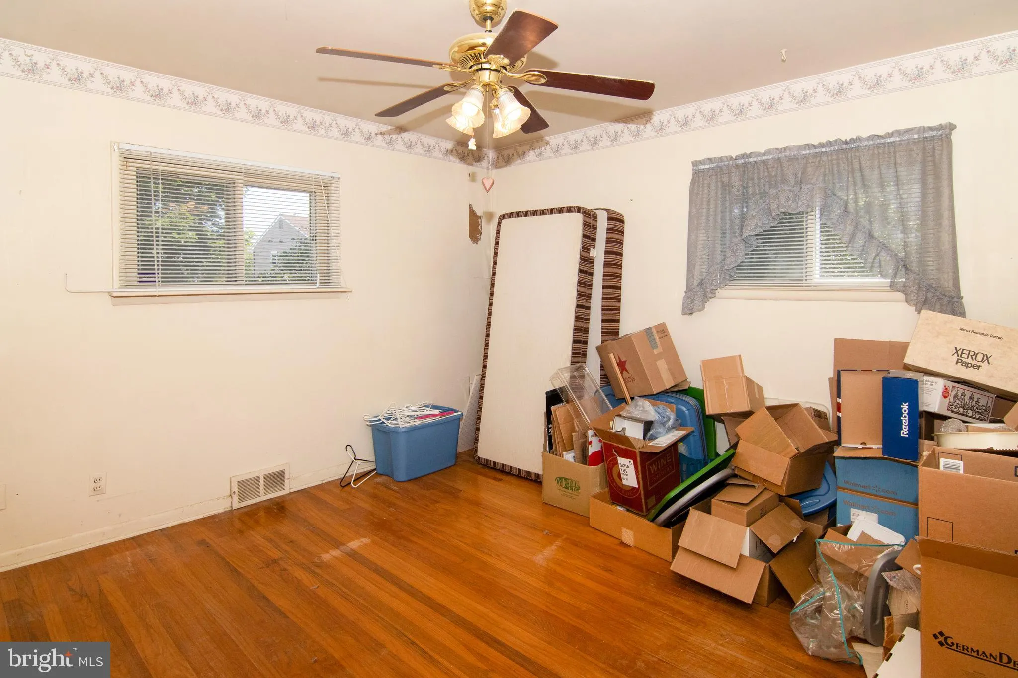 Glassboro, New Jersey 08028, United States, 3 Bedrooms Bedrooms, ,1 BathroomBathrooms,Residential,Coming Soon,125746